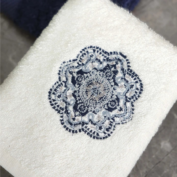 Karaca Home Cleto Off White - Set Of 4 Towels With Indigo Bamboo Cotton Embroidery 200.20.01.0398 - Towels - ebarza Furniture UAE | Shop Modern Furniture in Abu Dhabi & Dubai - مفروشات ايبازرا في الامارات | تسوق اثاث عصري وديكورات مميزة في دبي وابوظبي