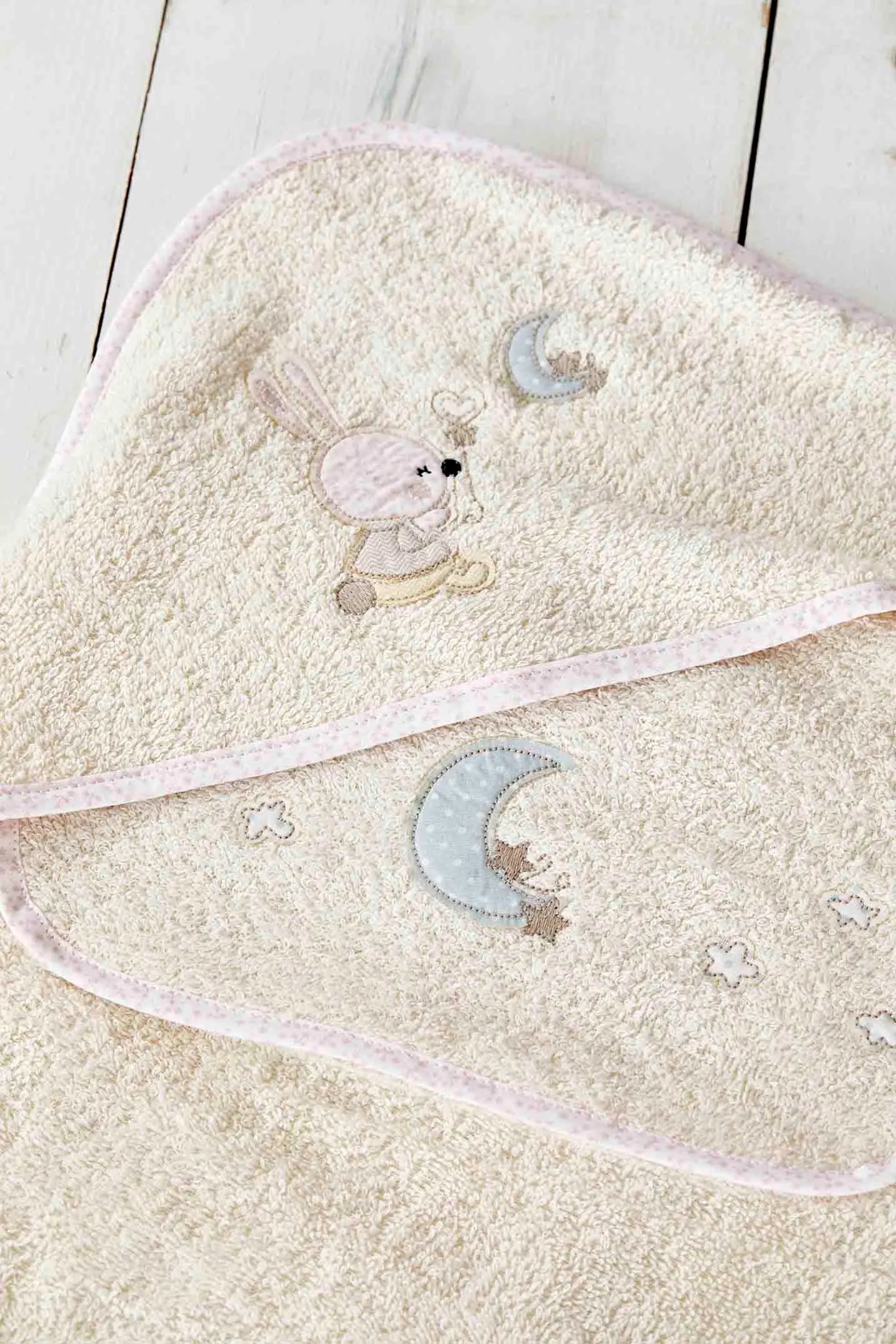 Karaca Home Luna Applique Embroidery 13 Piece Baby Set 200.16.01.0253 - Bedding - ebarza Furniture UAE | Shop Modern Furniture in Abu Dhabi & Dubai - مفروشات ايبازرا في الامارات | تسوق اثاث عصري وديكورات مميزة في دبي وابوظبي