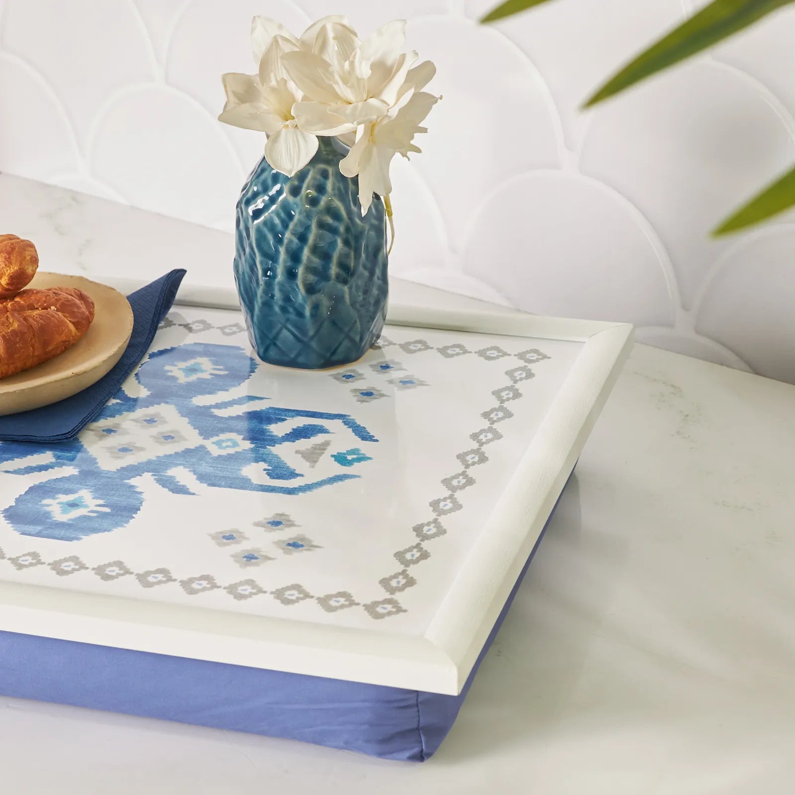 Karaca Home Neos Joy Tray 36X45 Cm 300.21.02.0420 - Trays - ebarza Furniture UAE | Shop Modern Furniture in Abu Dhabi & Dubai - مفروشات ايبازرا في الامارات | تسوق اثاث عصري وديكورات مميزة في دبي وابوظبي