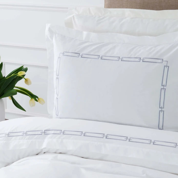 Karaca Home White Collection Oriane Gray Embroidered Percale Double Duvet Cover Set 200.20.01.0105 - Bedding - ebarza Furniture UAE | Shop Modern Furniture in Abu Dhabi & Dubai - مفروشات ايبازرا في الامارات | تسوق اثاث عصري وديكورات مميزة في دبي وابوظبي