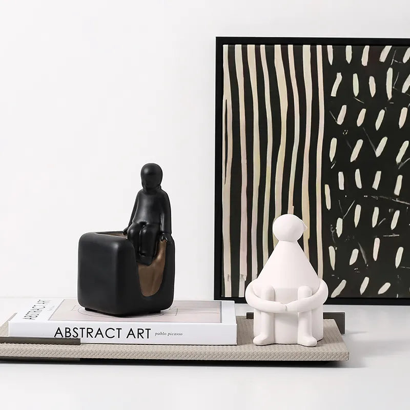 Round Head White Man White Fc-Sz22006A - Home Decor Figurines - ebarza Furniture UAE | Shop Modern Furniture in Abu Dhabi & Dubai - مفروشات ايبازرا في الامارات | تسوق اثاث عصري وديكورات مميزة في دبي وابوظبي