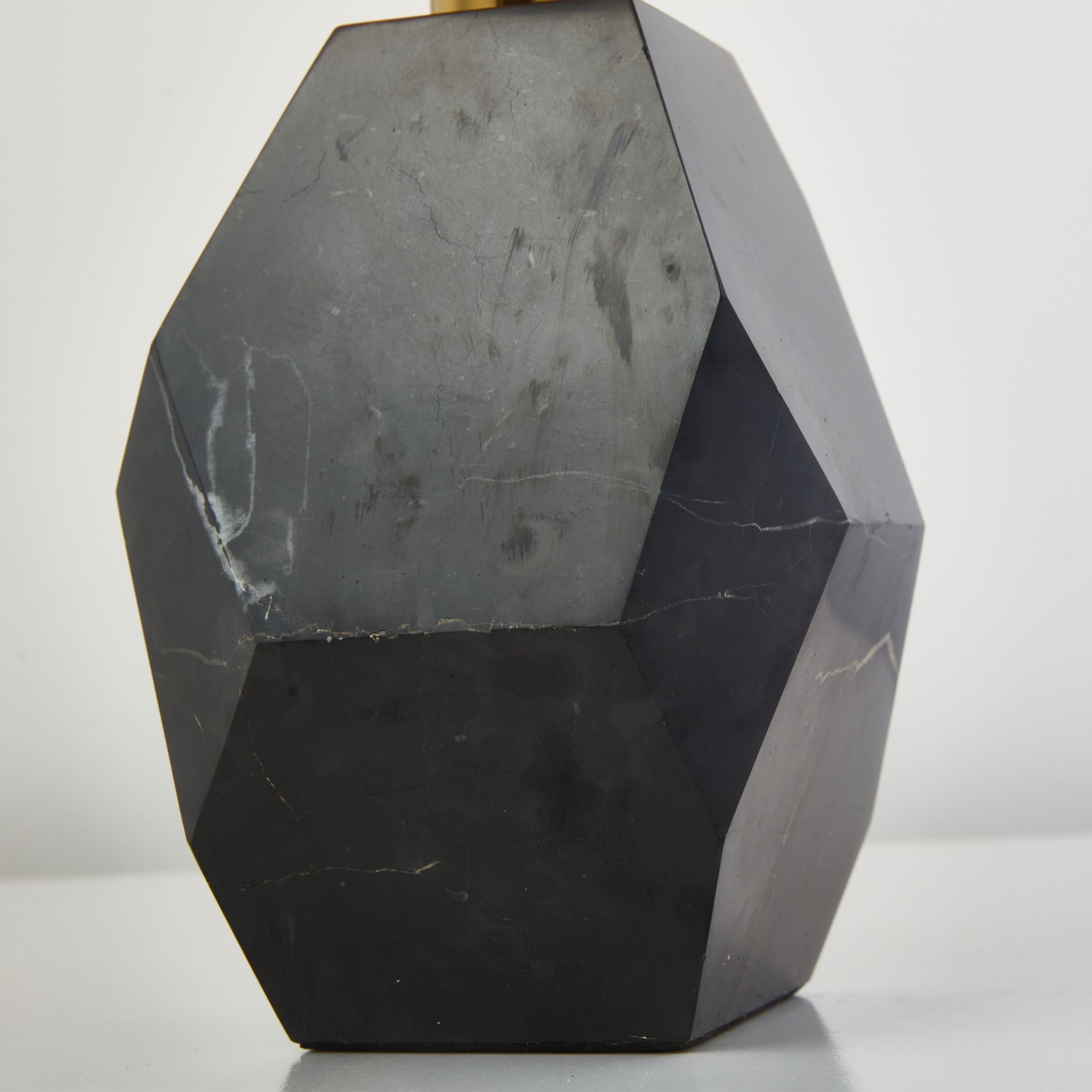 Soul Black Marble Table Lamp CY-LTD-1023-B - Desk\table Lamps - ebarza Furniture UAE | Shop Modern Furniture in Abu Dhabi & Dubai - مفروشات ايبازرا في الامارات | تسوق اثاث عصري وديكورات مميزة في دبي وابوظبي