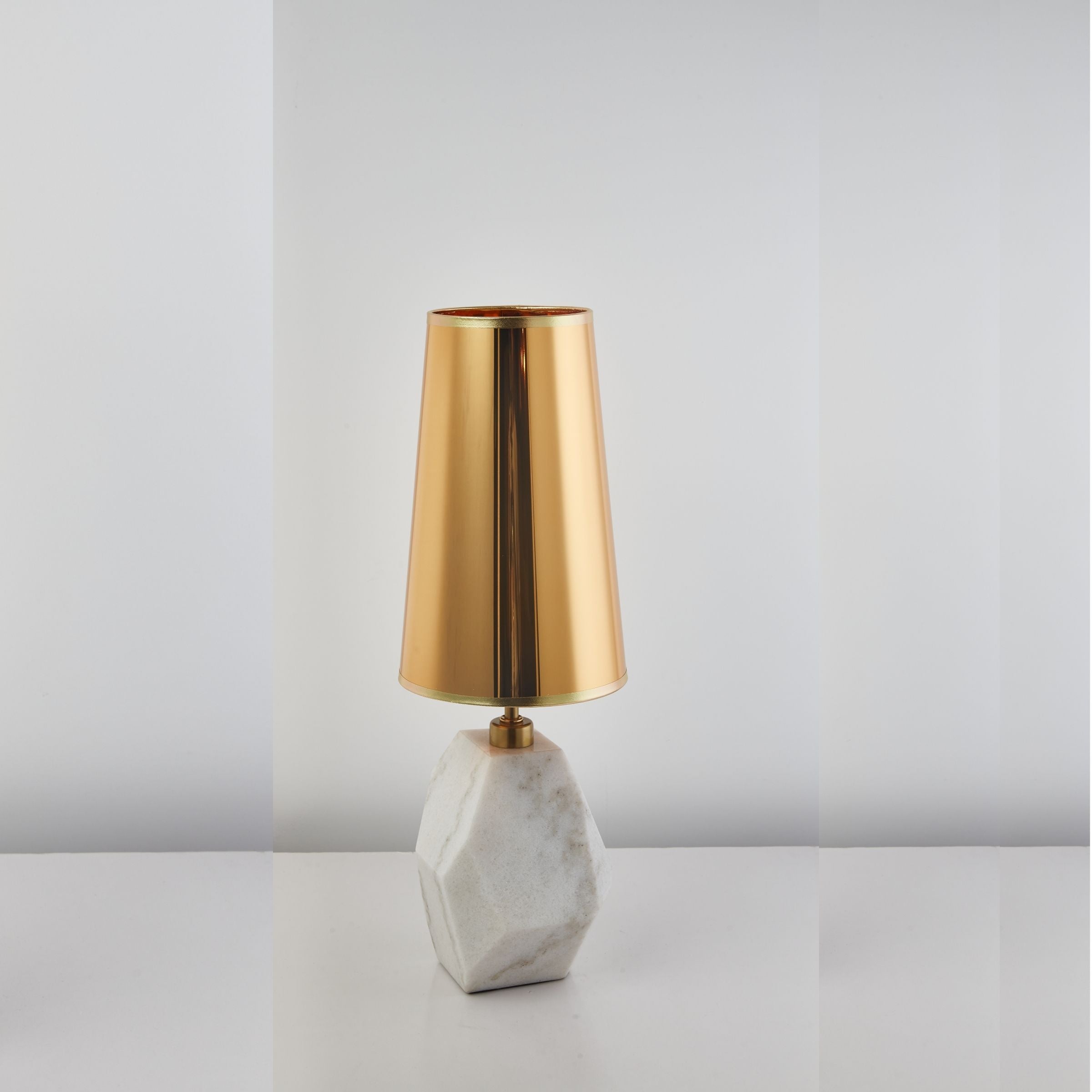 Soul White Marble Table Lamp CY-LTD-1023-W - Desk\table Lamps - ebarza Furniture UAE | Shop Modern Furniture in Abu Dhabi & Dubai - مفروشات ايبازرا في الامارات | تسوق اثاث عصري وديكورات مميزة في دبي وابوظبي