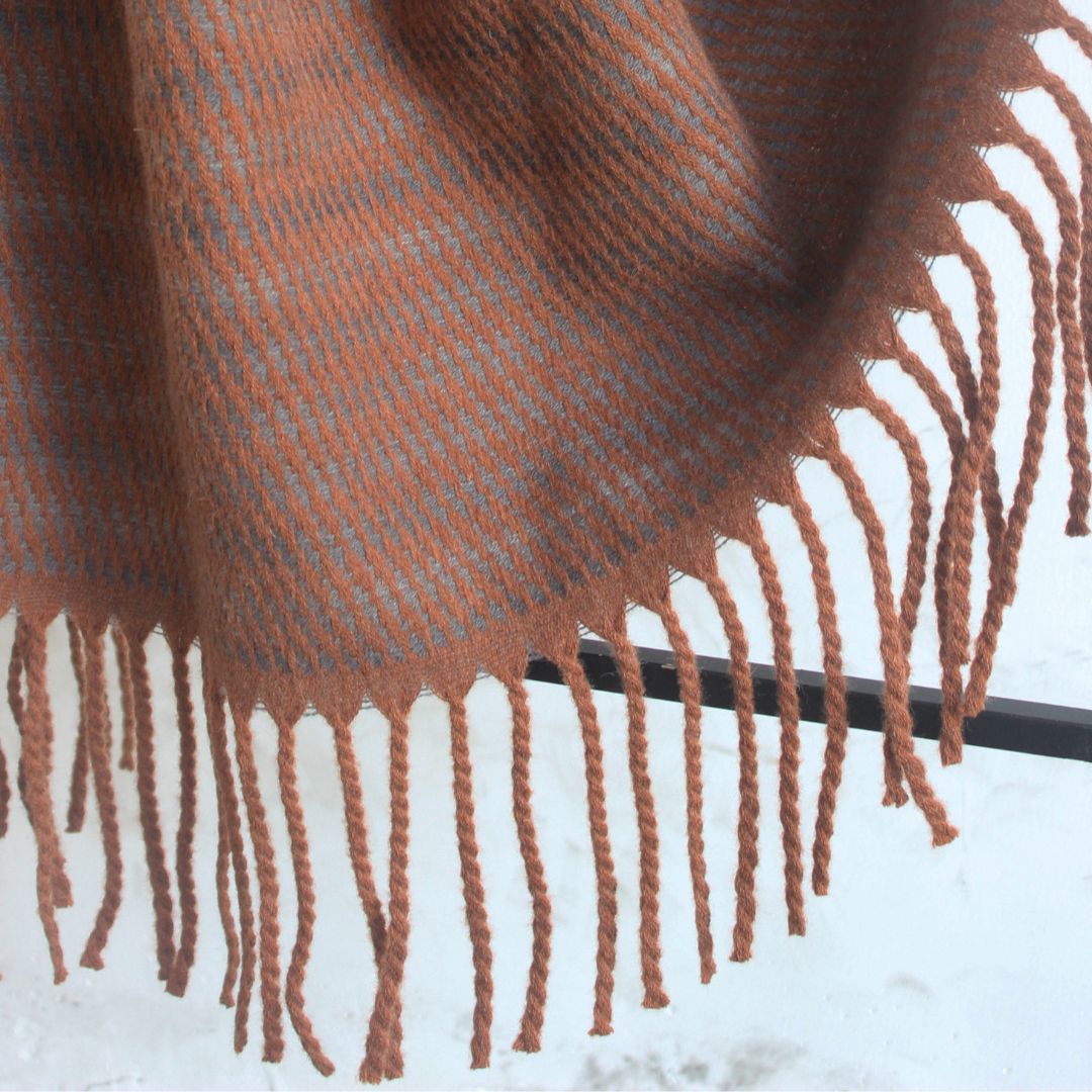 120*170cm  Riley Woolen Blend Tassel Blanket ETB026 -  Blankets - ebarza Furniture UAE | Shop Modern Furniture in Abu Dhabi & Dubai - مفروشات ايبازرا في الامارات | تسوق اثاث عصري وديكورات مميزة في دبي وابوظبي