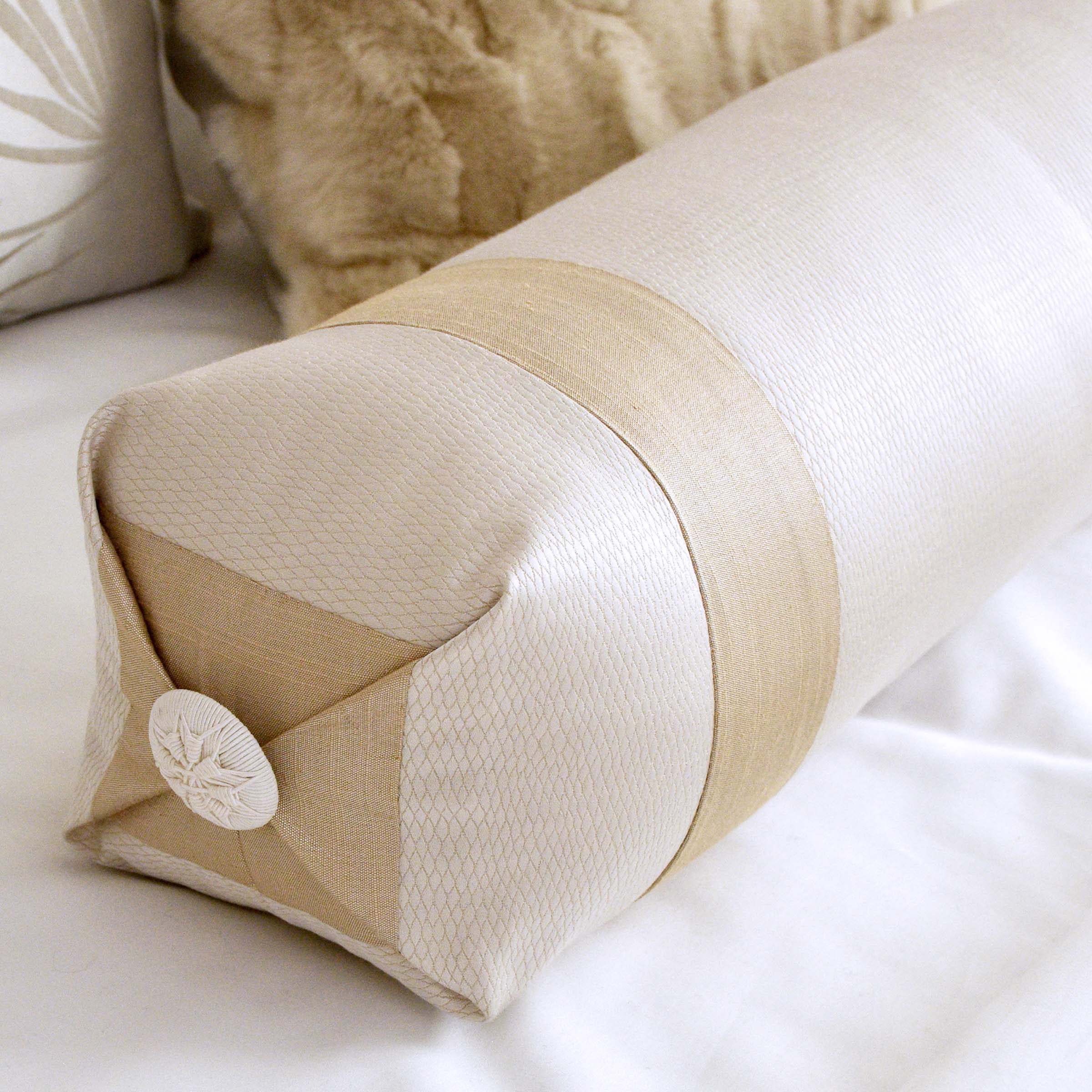 13*13*62 SKJH Mary Spliced Candy Cushion (with filling) - ECC071 -  Cushions - ebarza Furniture UAE | Shop Modern Furniture in Abu Dhabi & Dubai - مفروشات ايبازرا في الامارات | تسوق اثاث عصري وديكورات مميزة في دبي وابوظبي