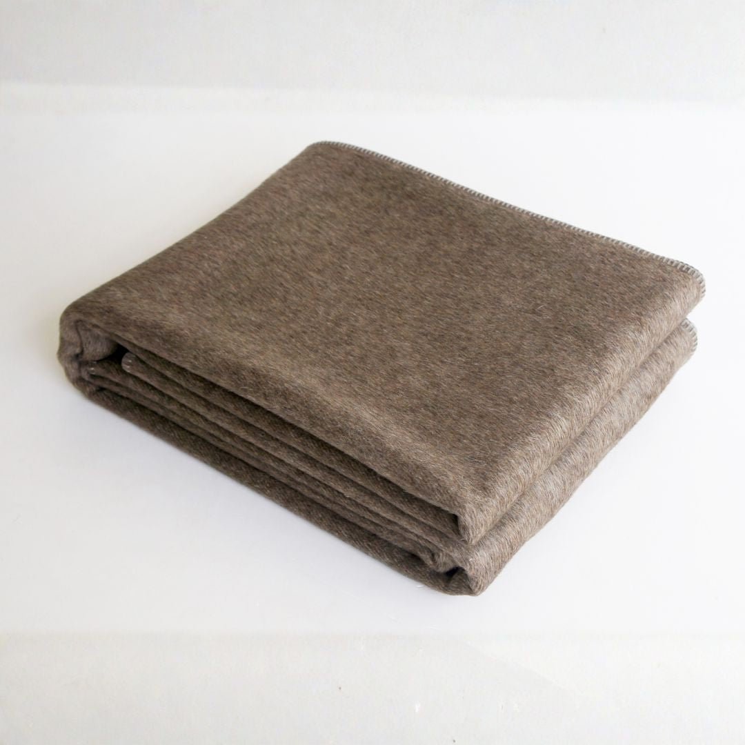 130*250 Simon Woolen Blanket ETB025 -  Blankets - ebarza Furniture UAE | Shop Modern Furniture in Abu Dhabi & Dubai - مفروشات ايبازرا في الامارات | تسوق اثاث عصري وديكورات مميزة في دبي وابوظبي