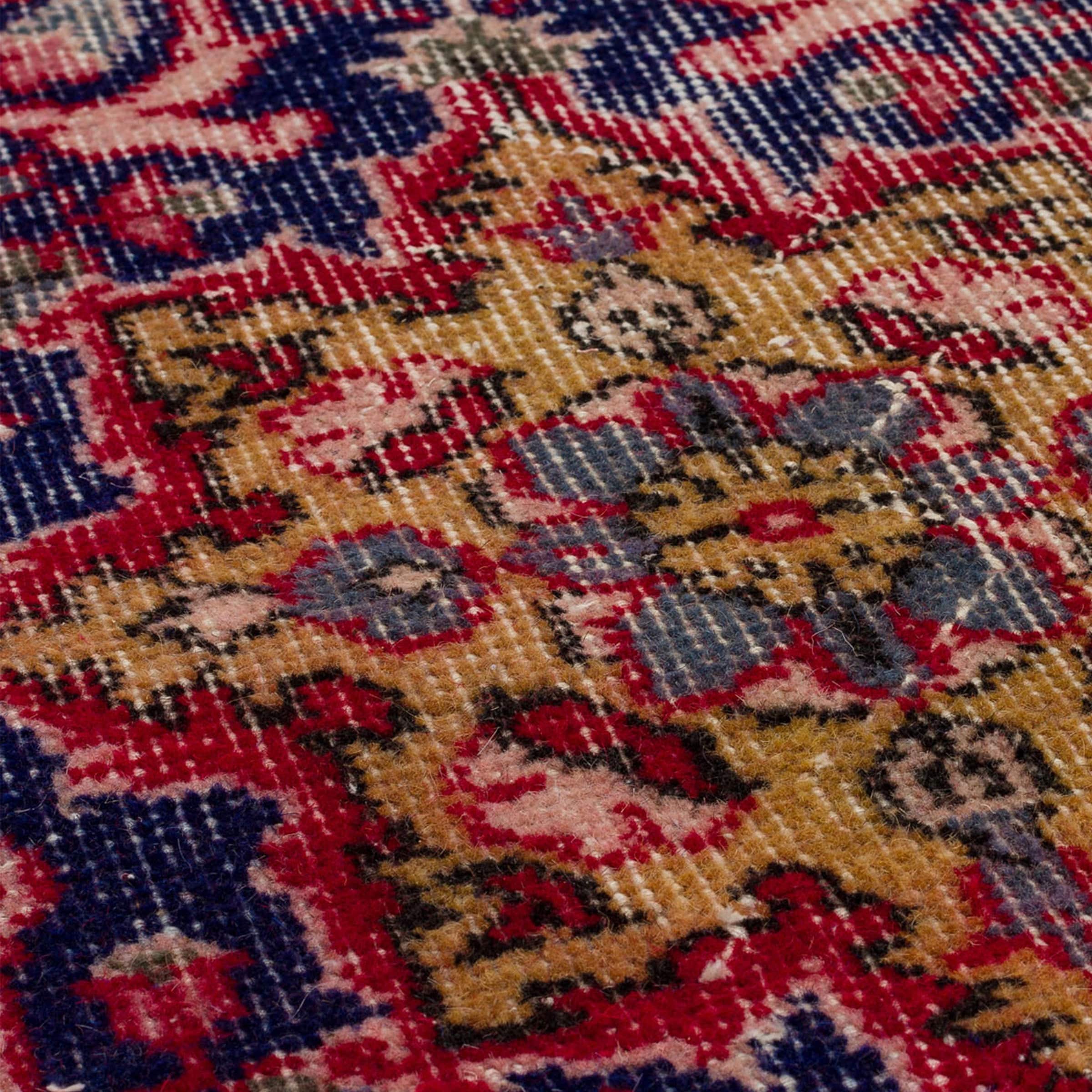 158 X 276 Anatolian Hand  Knotted Carpet Vintage Style 7077 -  Rugs | 158 × 276 سجادة أناضولية معقودة يدويًا على الطراز العتيق - ebarza Furniture UAE | Shop Modern Furniture in Abu Dhabi & Dubai - مفروشات ايبازرا في الامارات | تسوق اثاث عصري وديكورات مميزة في دبي وابوظبي