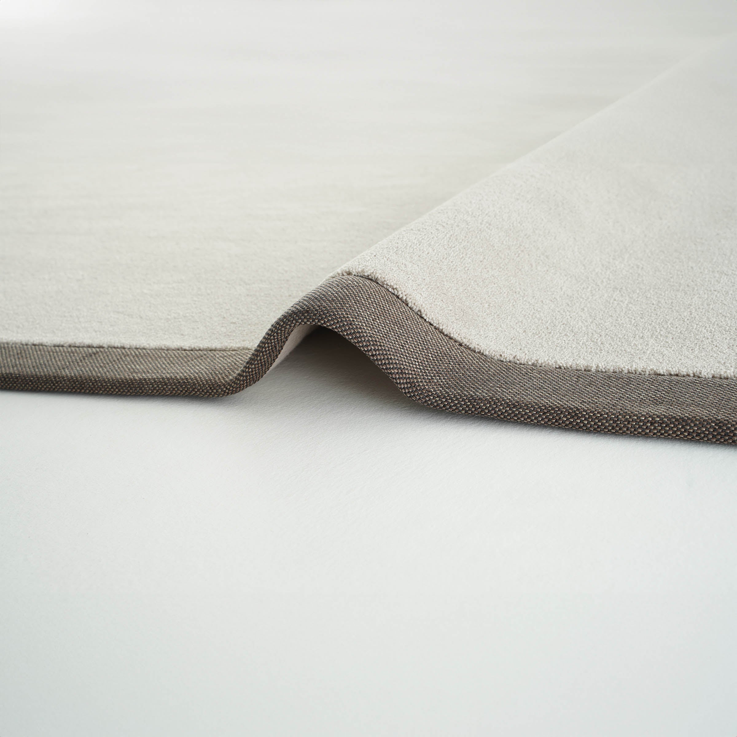 200x300 cm COOL HALI Bounty 74 Monterey rug with intricate patterns in earthy tones, ideal for living rooms or bedrooms.