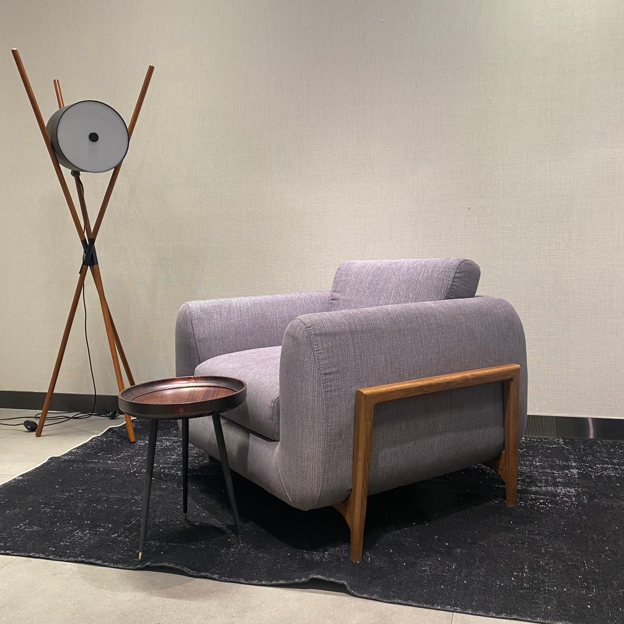 Lucca Kristal Lounge Chair Grey KRSTL-LUDARC-Grey -  Lounge Chairs | كرسي صالة لوكا كريستال - ebarza Furniture UAE | Shop Modern Furniture in Abu Dhabi & Dubai - مفروشات ايبازرا في الامارات | تسوق اثاث عصري وديكورات مميزة في دبي وابوظبي