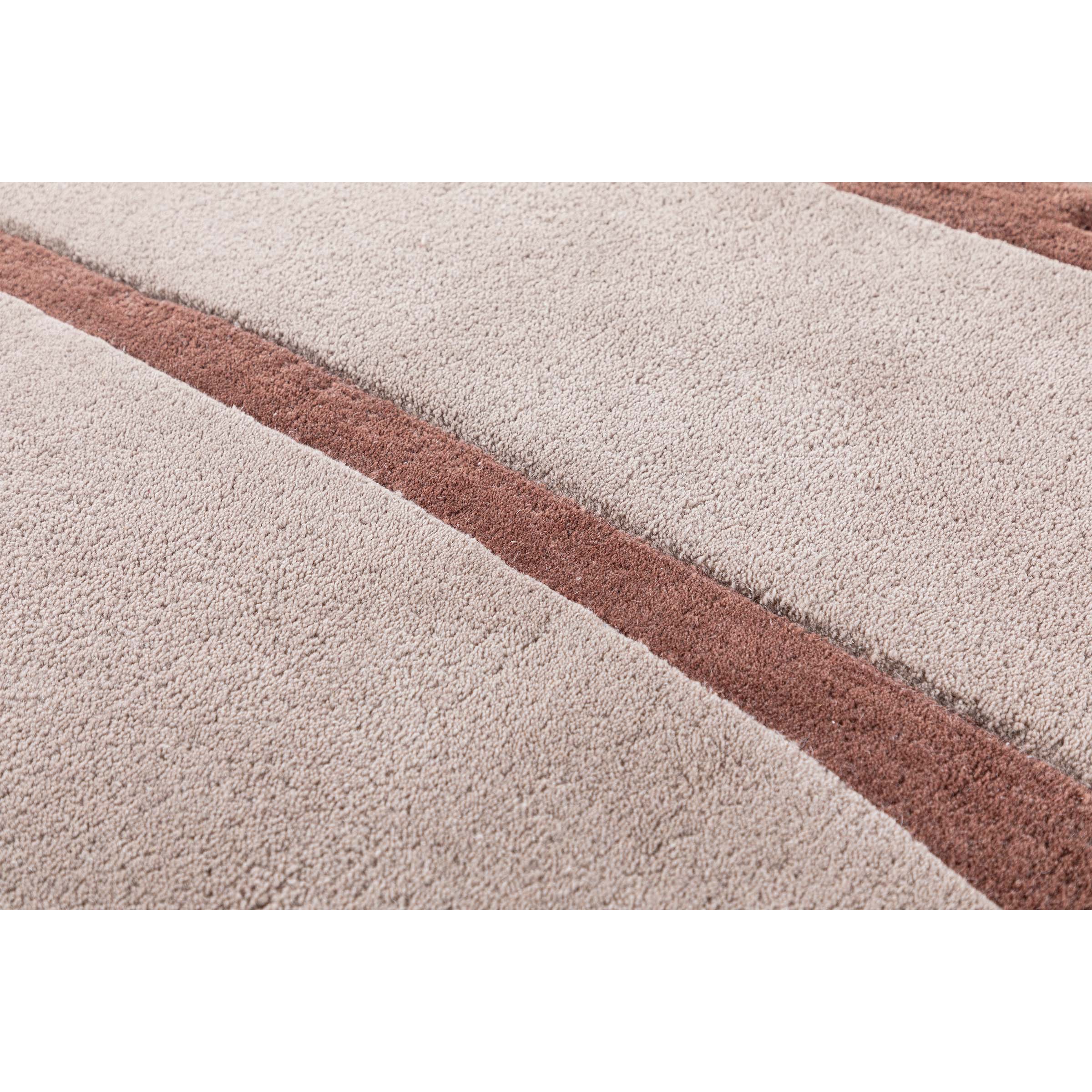 300x200 cm Javi Gravity Waves wool rug in beige and dark beige with a wavy pattern, perfect for modern living spaces.