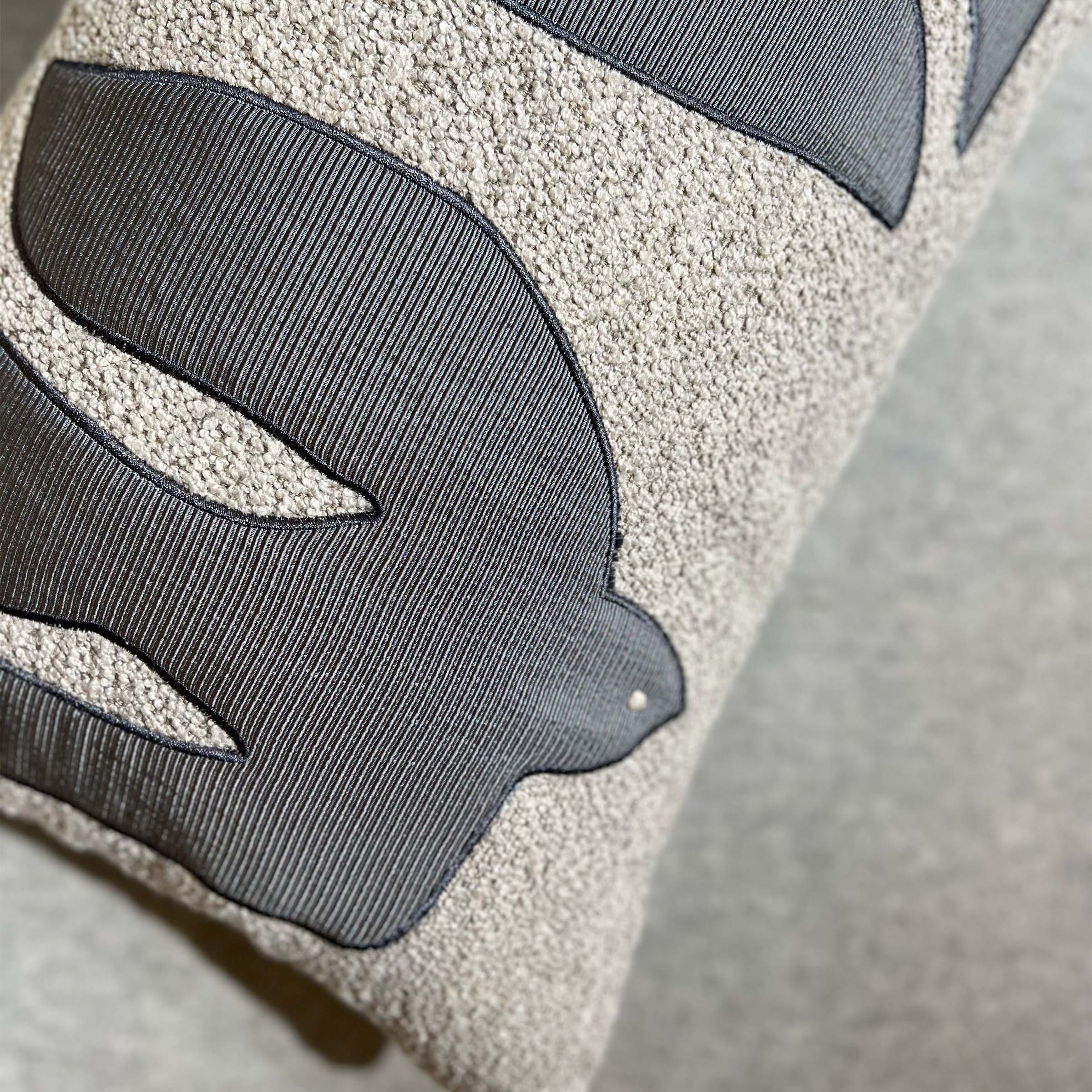 30*60 Chastain Embroidery Cushion - ECC085 -  Cushions | وسادة التطريز تشاستين - ebarza Furniture UAE | Shop Modern Furniture in Abu Dhabi & Dubai - مفروشات ايبازرا في الامارات | تسوق اثاث عصري وديكورات مميزة في دبي وابوظبي