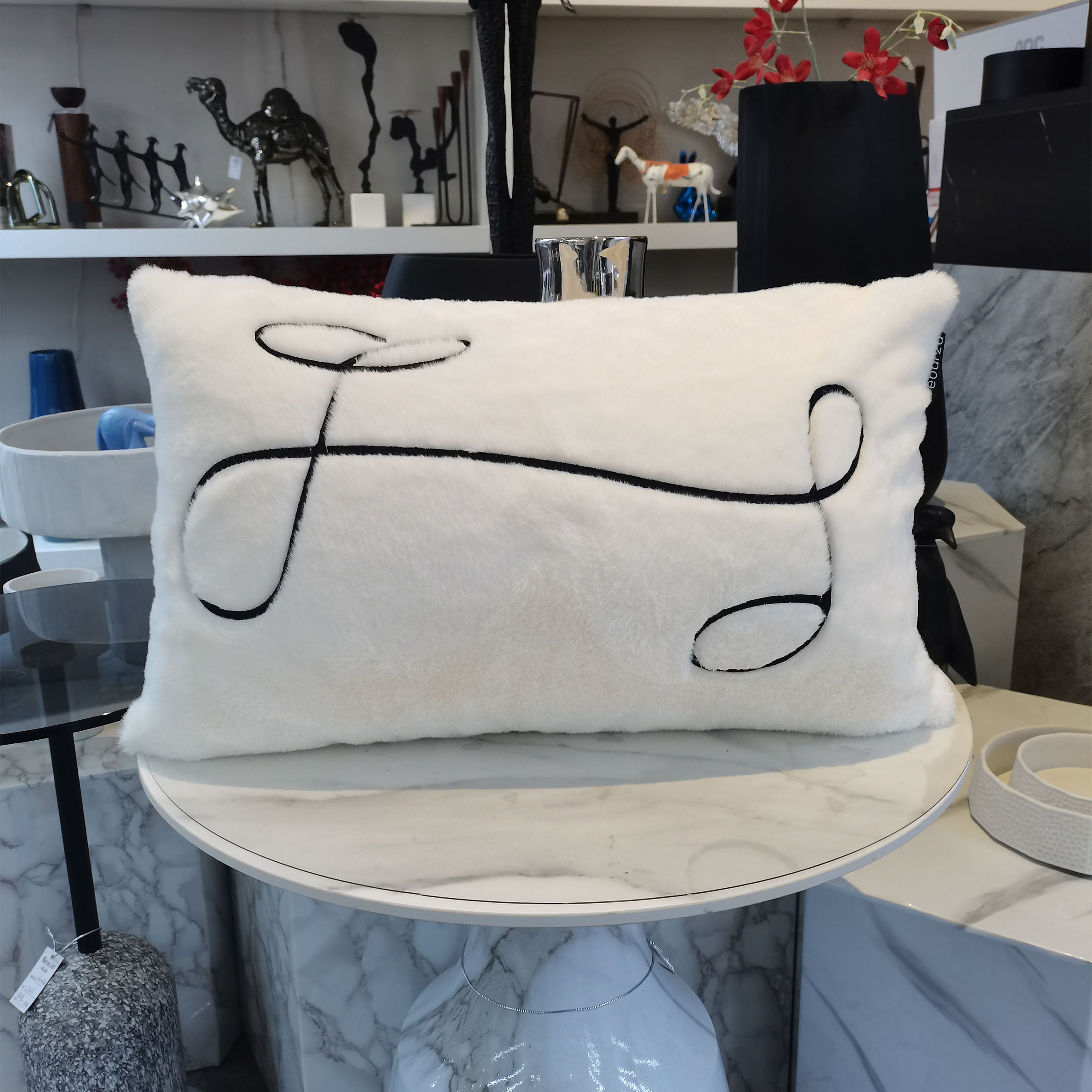 30x50cm Yunyun Waist Pillow YZ2296 -  Cushions | وسادة خصر يونيون 30 × 50 سم - ebarza Furniture UAE | Shop Modern Furniture in Abu Dhabi & Dubai - مفروشات ايبازرا في الامارات | تسوق اثاث عصري وديكورات مميزة في دبي وابوظبي