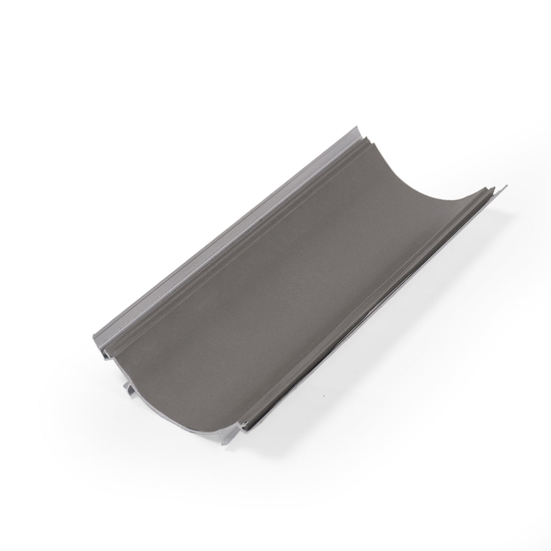 سماكة 8 مم (1.8 سم) مقطع ألومنيوم على شكل حرف U - أسود - PR0042