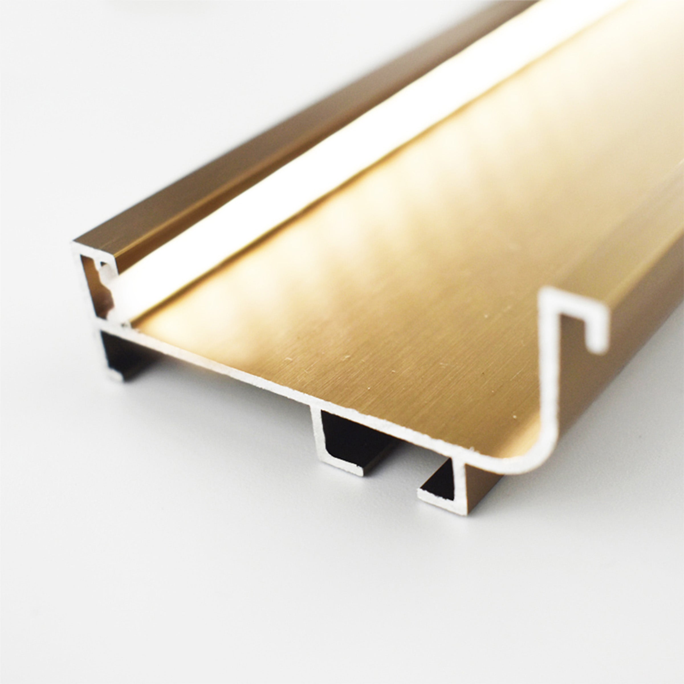 Black 330cm L-shaped aluminum handle profile without LED light, 6cm width, used for wall panels and profiles by BEACON.