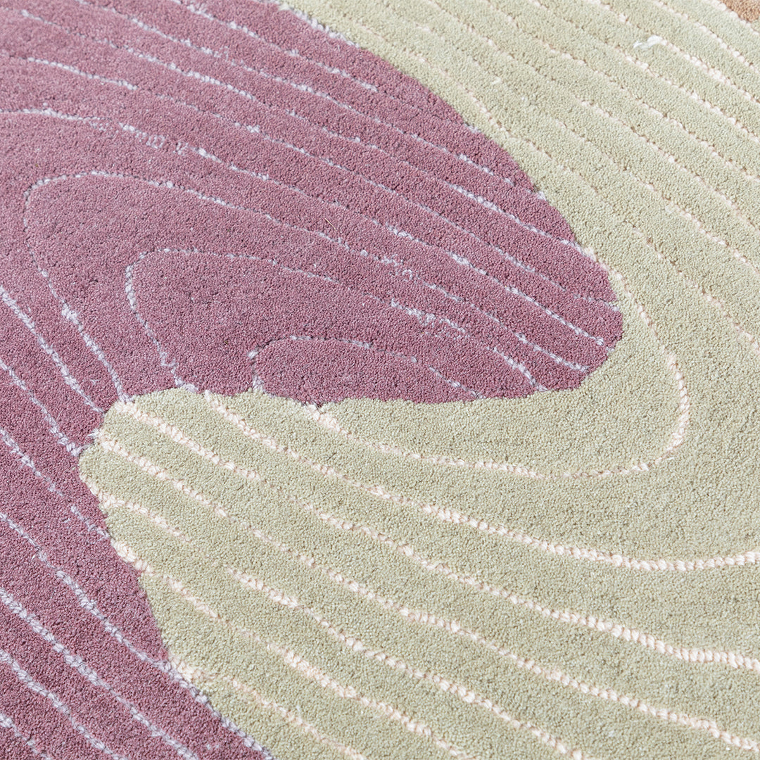 Beige, brown, and pink wool rug measuring 350x100 cm from Javi, featuring a soft, textured surface and intricate woven pattern.