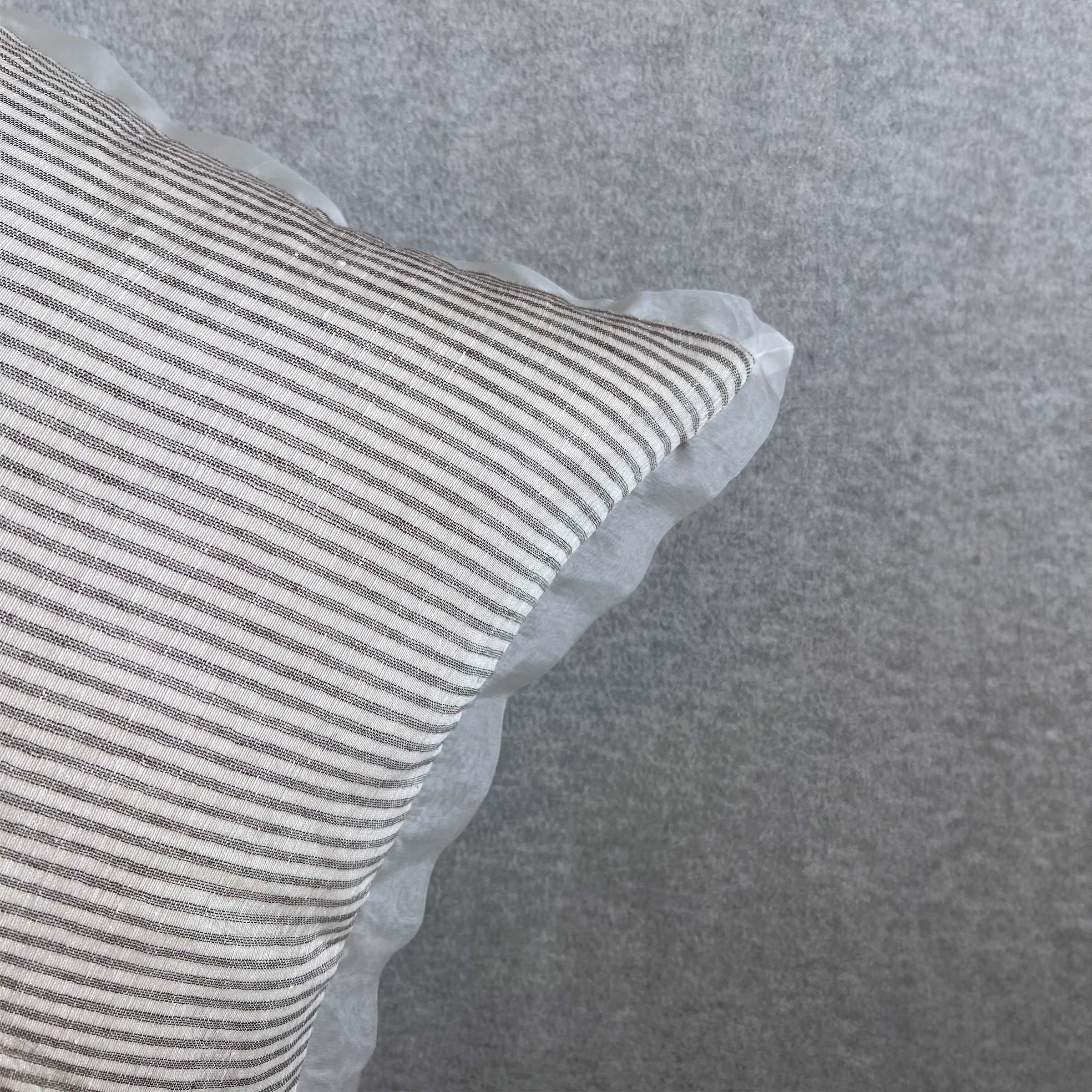 45*45  Moi Stripe Cushion - ECC088 -  Cushions - ebarza Furniture UAE | Shop Modern Furniture in Abu Dhabi & Dubai - مفروشات ايبازرا في الامارات | تسوق اثاث عصري وديكورات مميزة في دبي وابوظبي