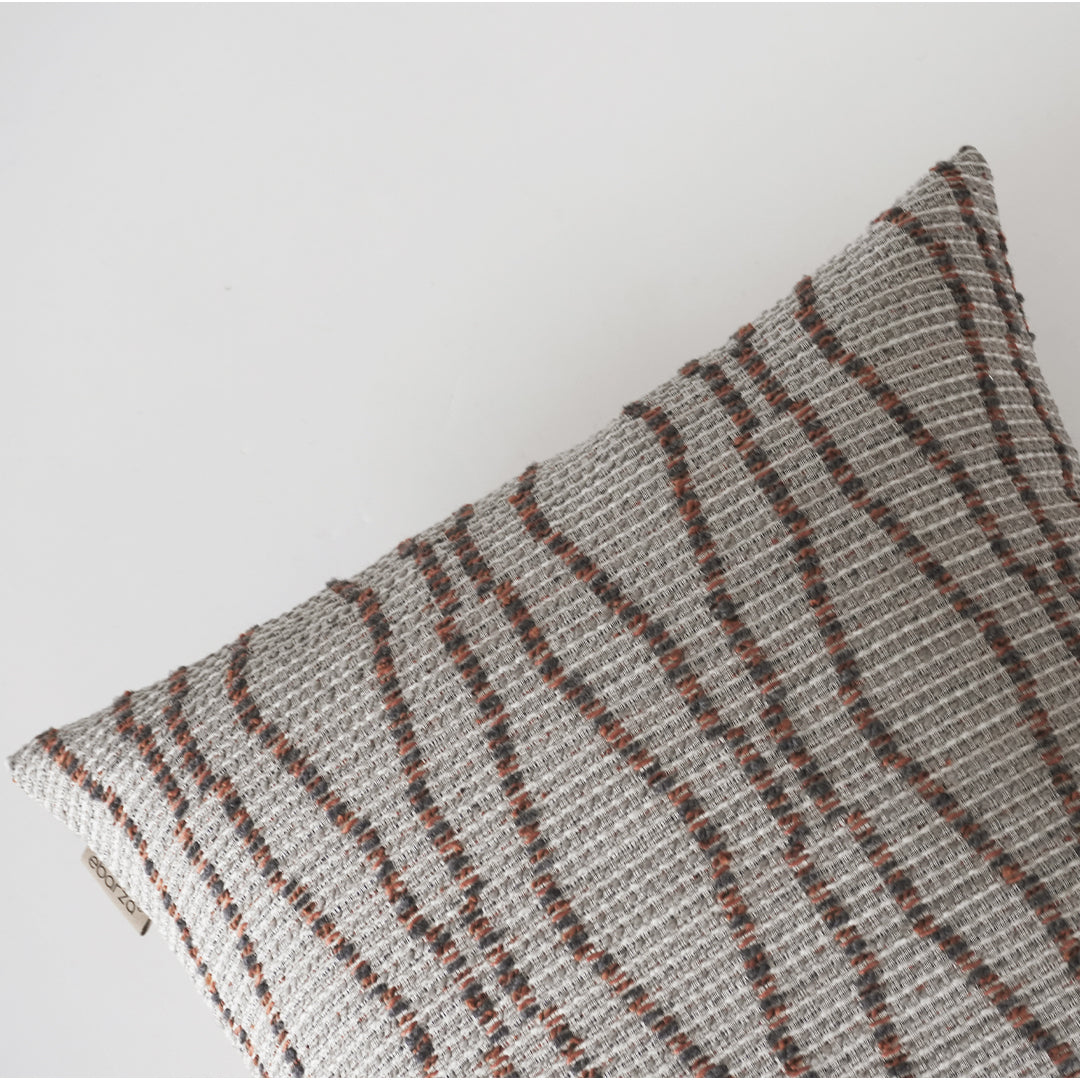 45*45cm SKJI Kala Jacquard Cushion ECC151 -  Cushions - ebarza Furniture UAE | Shop Modern Furniture in Abu Dhabi & Dubai - مفروشات ايبازرا في الامارات | تسوق اثاث عصري وديكورات مميزة في دبي وابوظبي