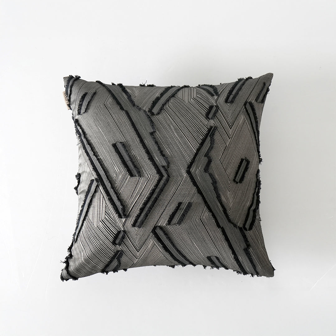 45*45cm SKJI Salter Jacquard Cushion ECC147 -  Cushions - ebarza Furniture UAE | Shop Modern Furniture in Abu Dhabi & Dubai - مفروشات ايبازرا في الامارات | تسوق اثاث عصري وديكورات مميزة في دبي وابوظبي