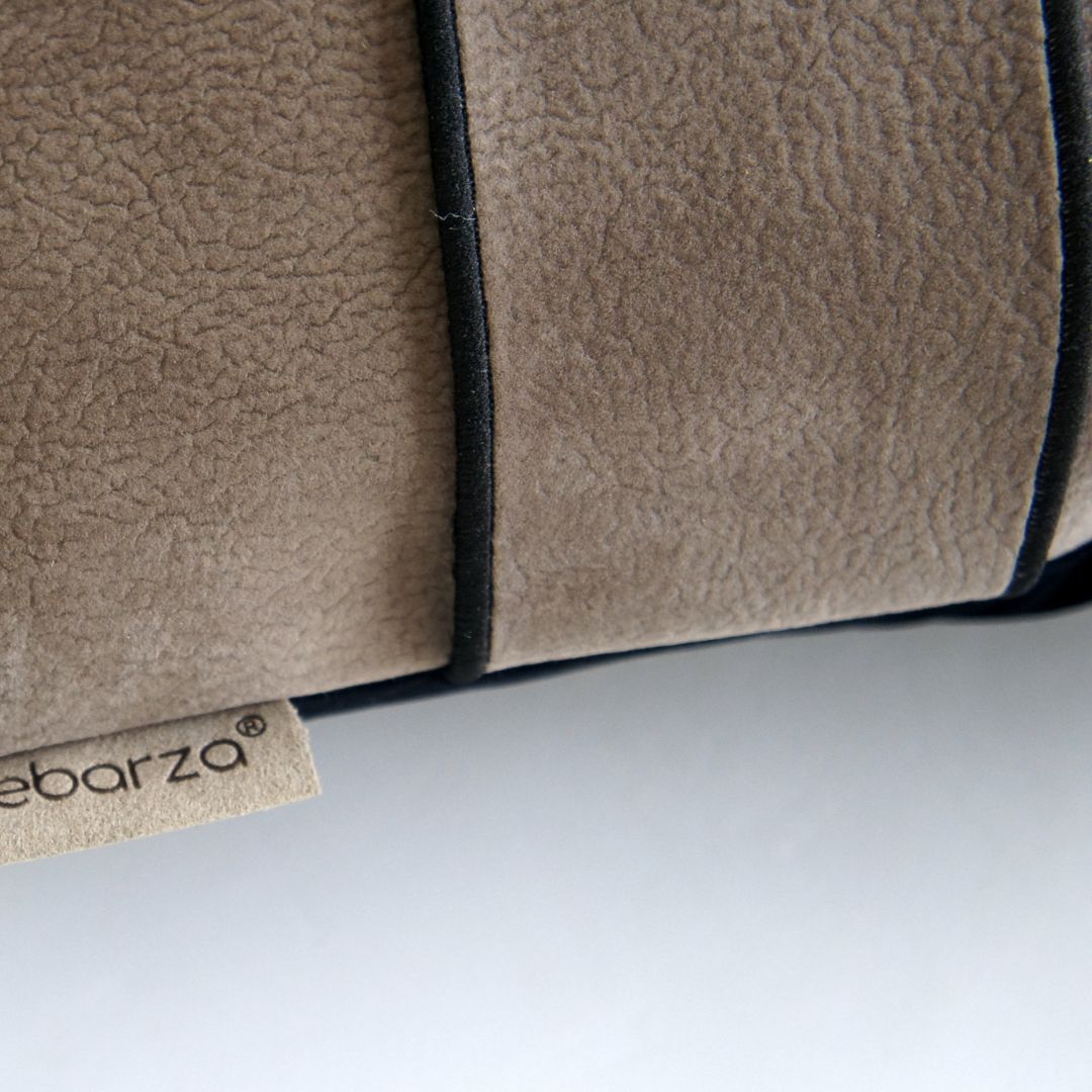 45*45cm Ebarza Yaduo Hand-Woven Cushion ECC169 -  Cushions - ebarza Furniture UAE | Shop Modern Furniture in Abu Dhabi & Dubai - مفروشات ايبازرا في الامارات | تسوق اثاث عصري وديكورات مميزة في دبي وابوظبي