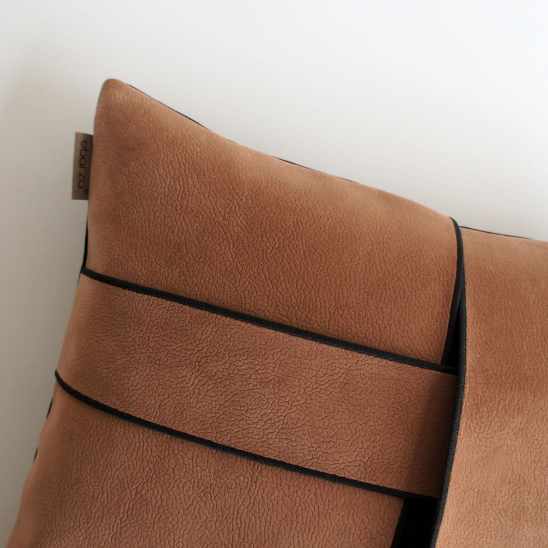 45*45cm Ebarza Yaduo Hand-Woven Cushion ECC170