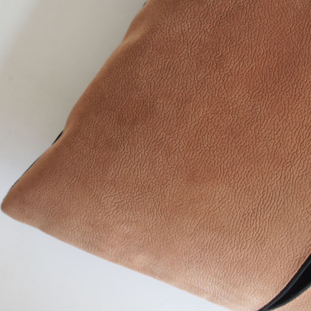 45*45cm Ebarza Yaduo Hand-Woven Cushion ECC170 -  Cushions - ebarza Furniture UAE | Shop Modern Furniture in Abu Dhabi & Dubai - مفروشات ايبازرا في الامارات | تسوق اثاث عصري وديكورات مميزة في دبي وابوظبي