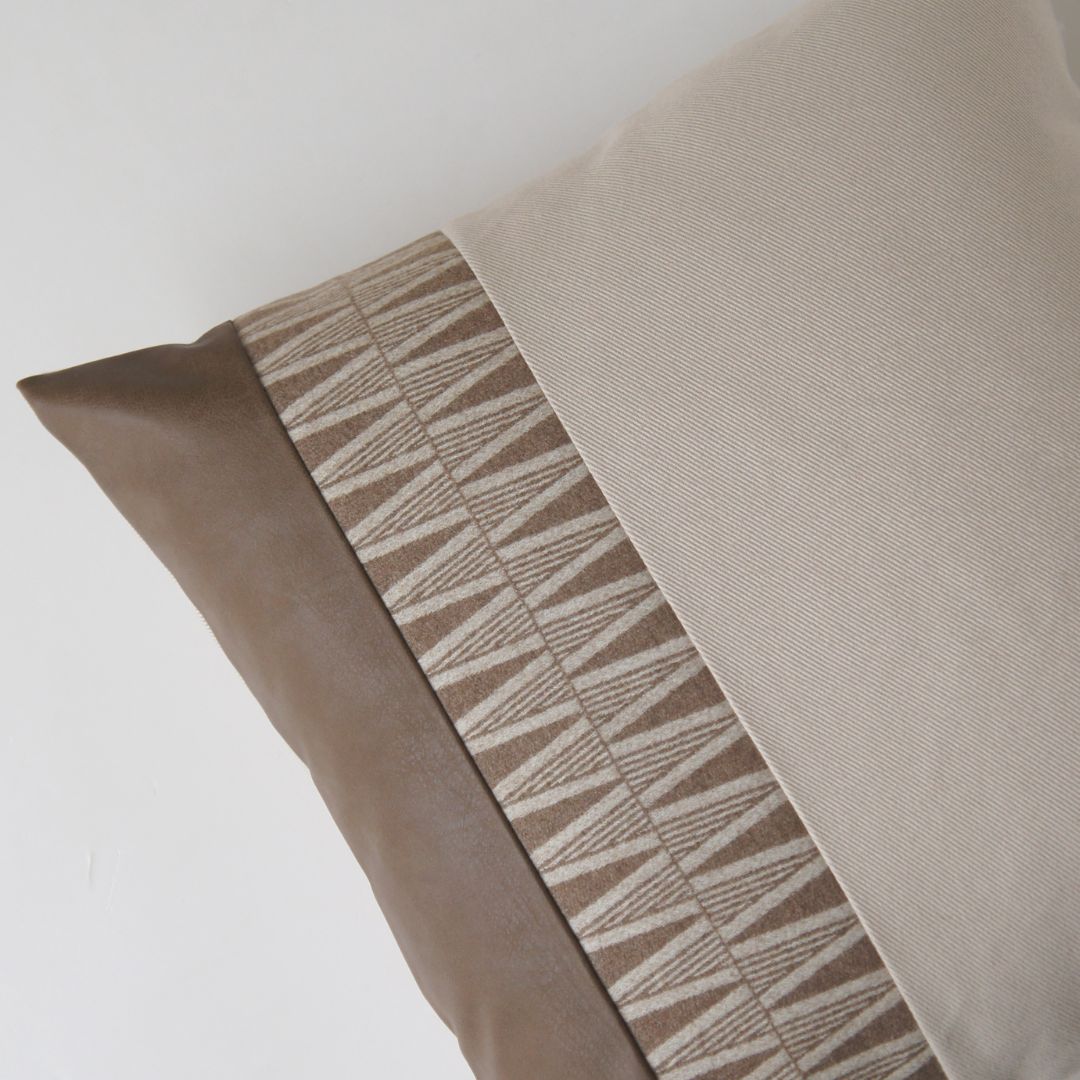 45*45cm Ebarza Warrenna Stitched Cushion ECC155