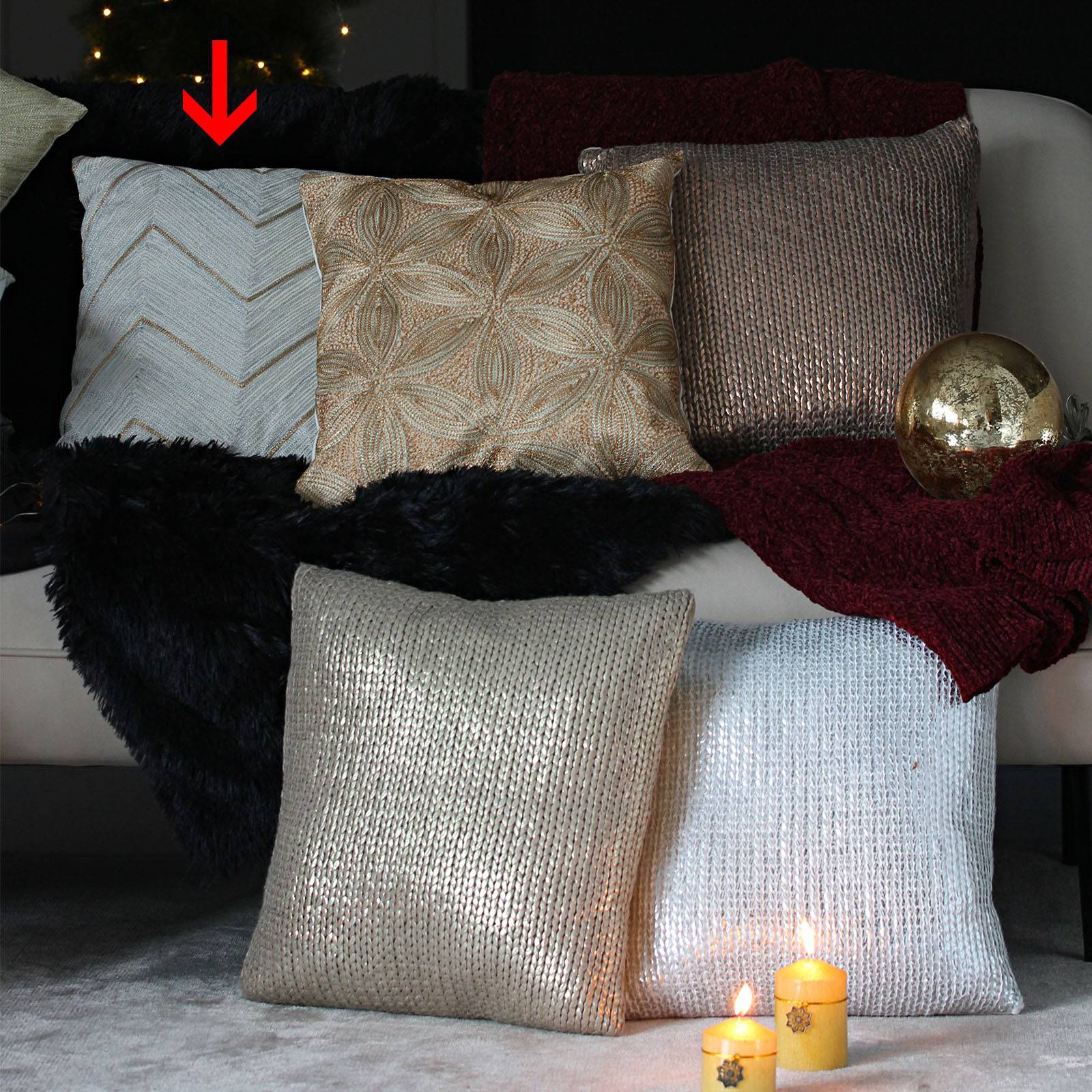 45X45 Cm Cushion Cover Ss19-01-002-3-Gold -  Cushions | 45x45 غطاء وسادة سم - ebarza Furniture UAE | Shop Modern Furniture in Abu Dhabi & Dubai - مفروشات ايبازرا في الامارات | تسوق اثاث عصري وديكورات مميزة في دبي وابوظبي