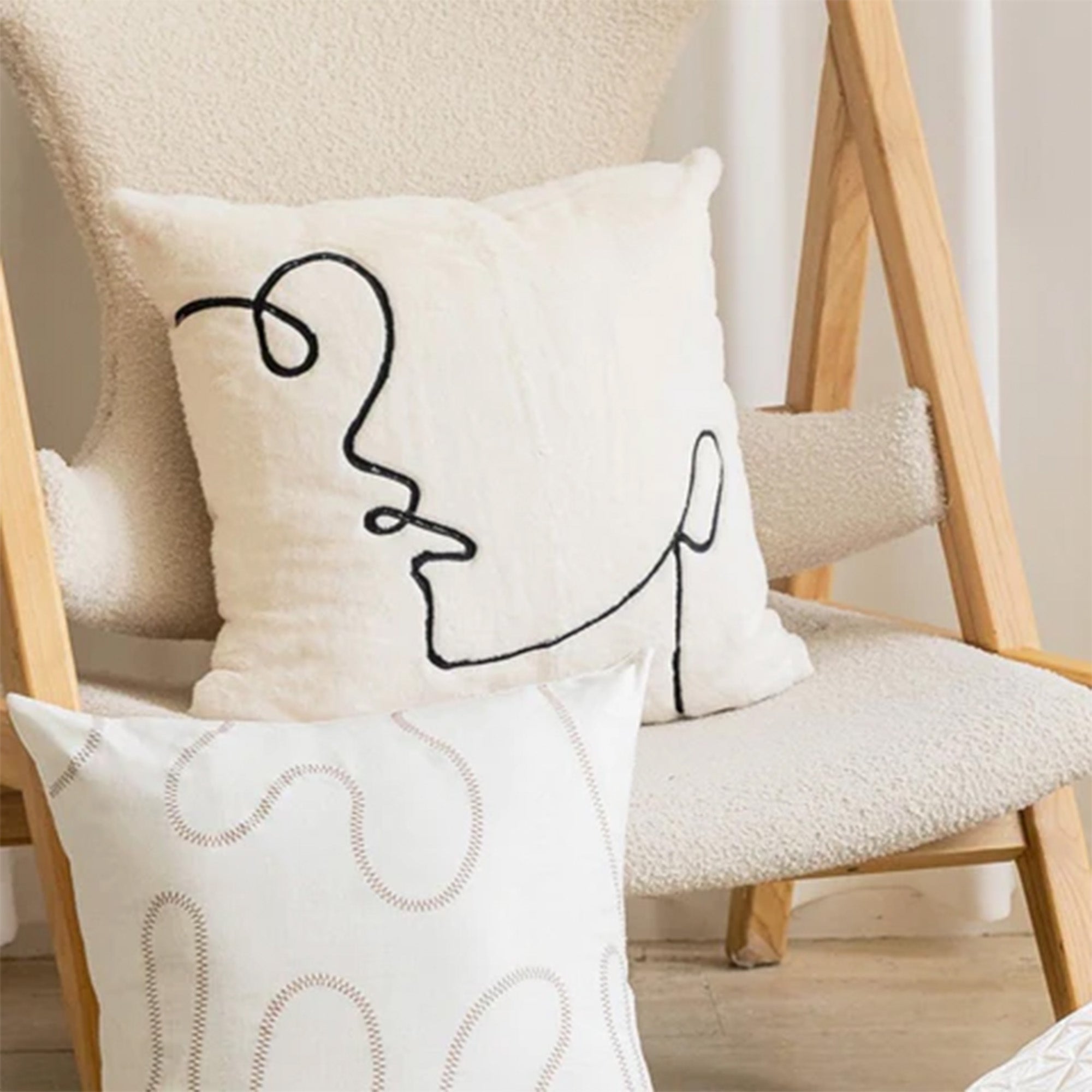 BEACON 45x45 Masu Cushion KD2298 with geometric pattern, soft fabric, and plush filling for comfortable seating and home decor.