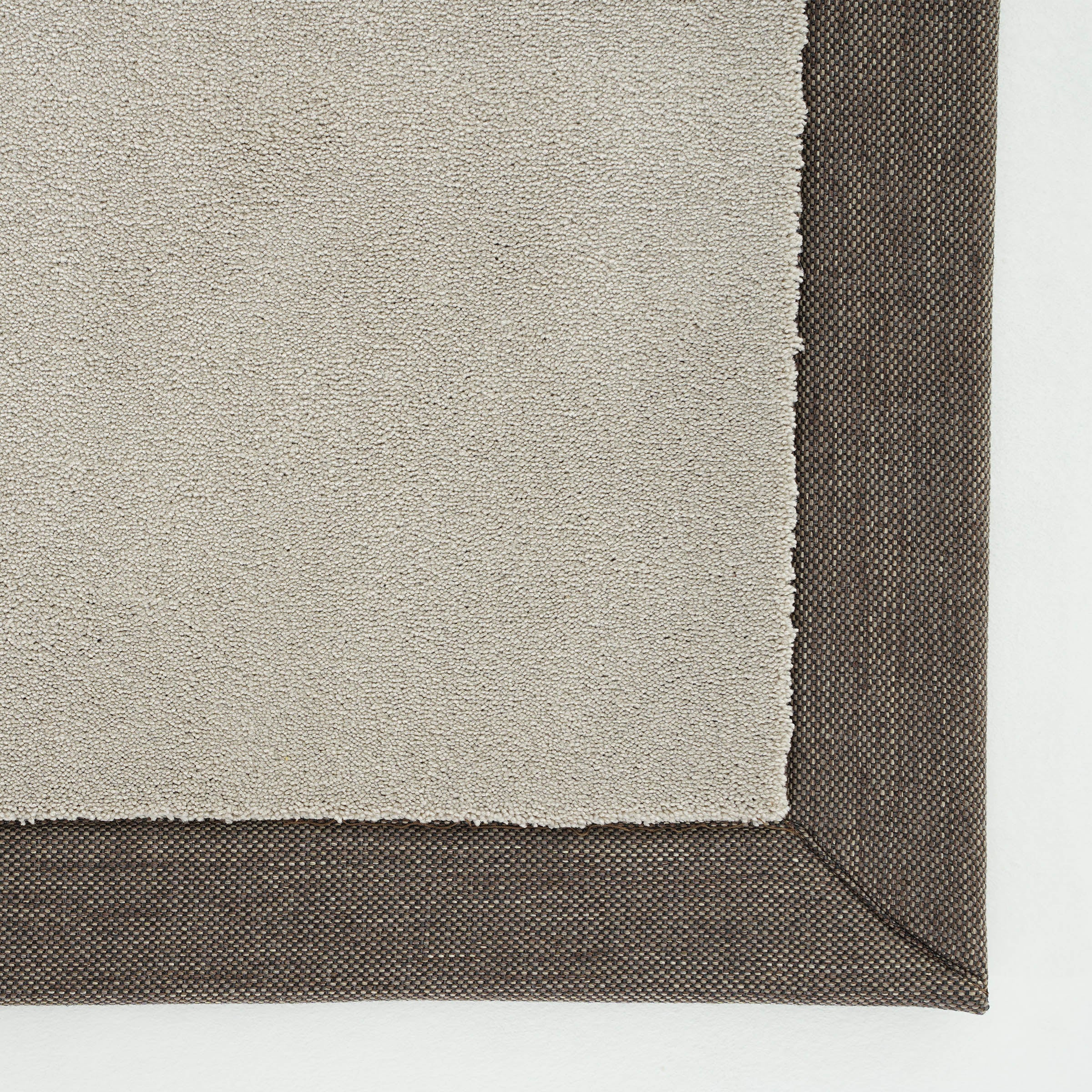 600x400 cm Bounty 74 Monterey rug by COOL HALI, featuring a stylish, patterned design in soft, neutral tones.