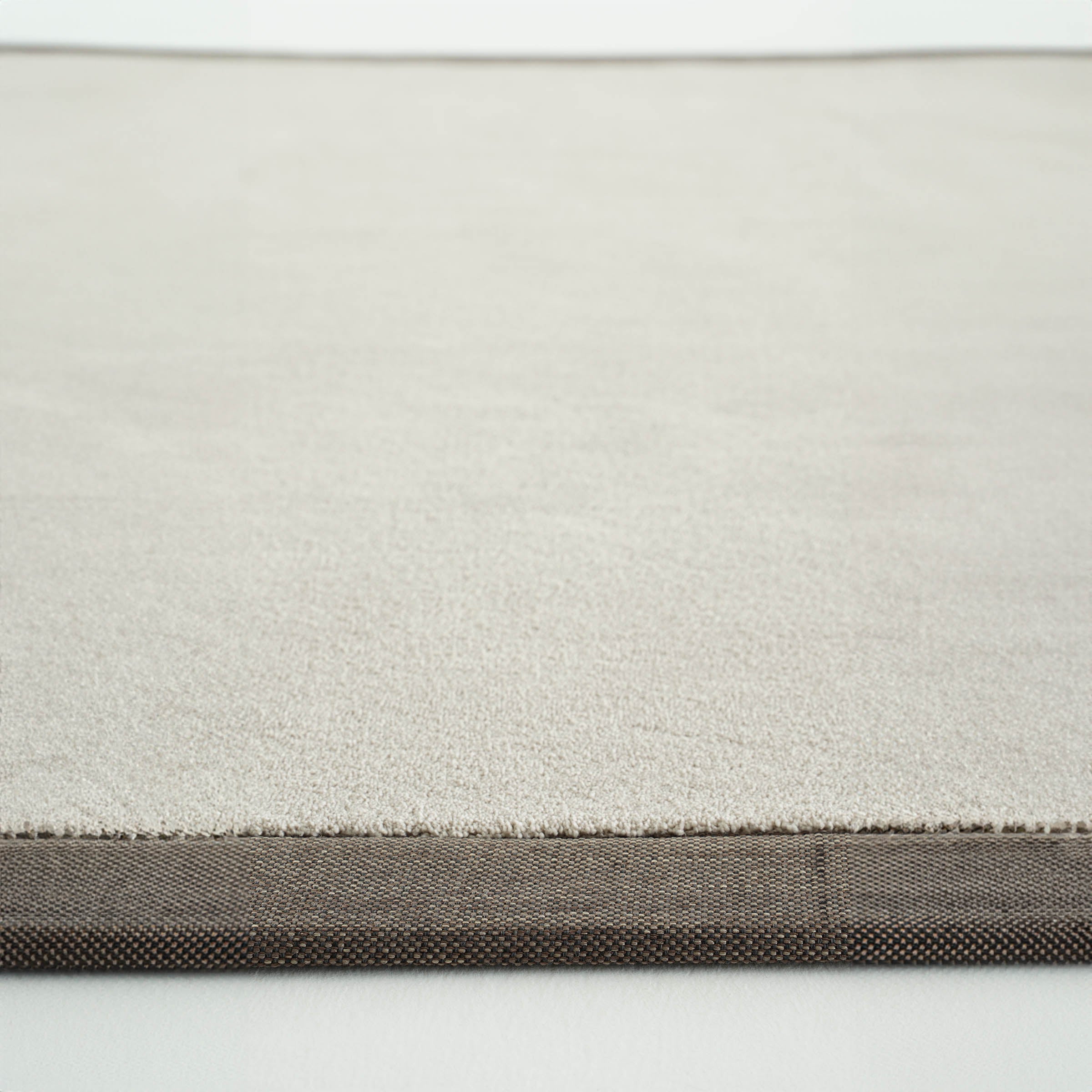 Pre-order 60 Days Delivery 600X400 CM BOUNTY 74 MONTEREY RUG 80208 -  Rugs - ebarza Furniture UAE | Shop Modern Furniture in Abu Dhabi & Dubai - مفروشات ايبازرا في الامارات | تسوق اثاث عصري وديكورات مميزة في دبي وابوظبي