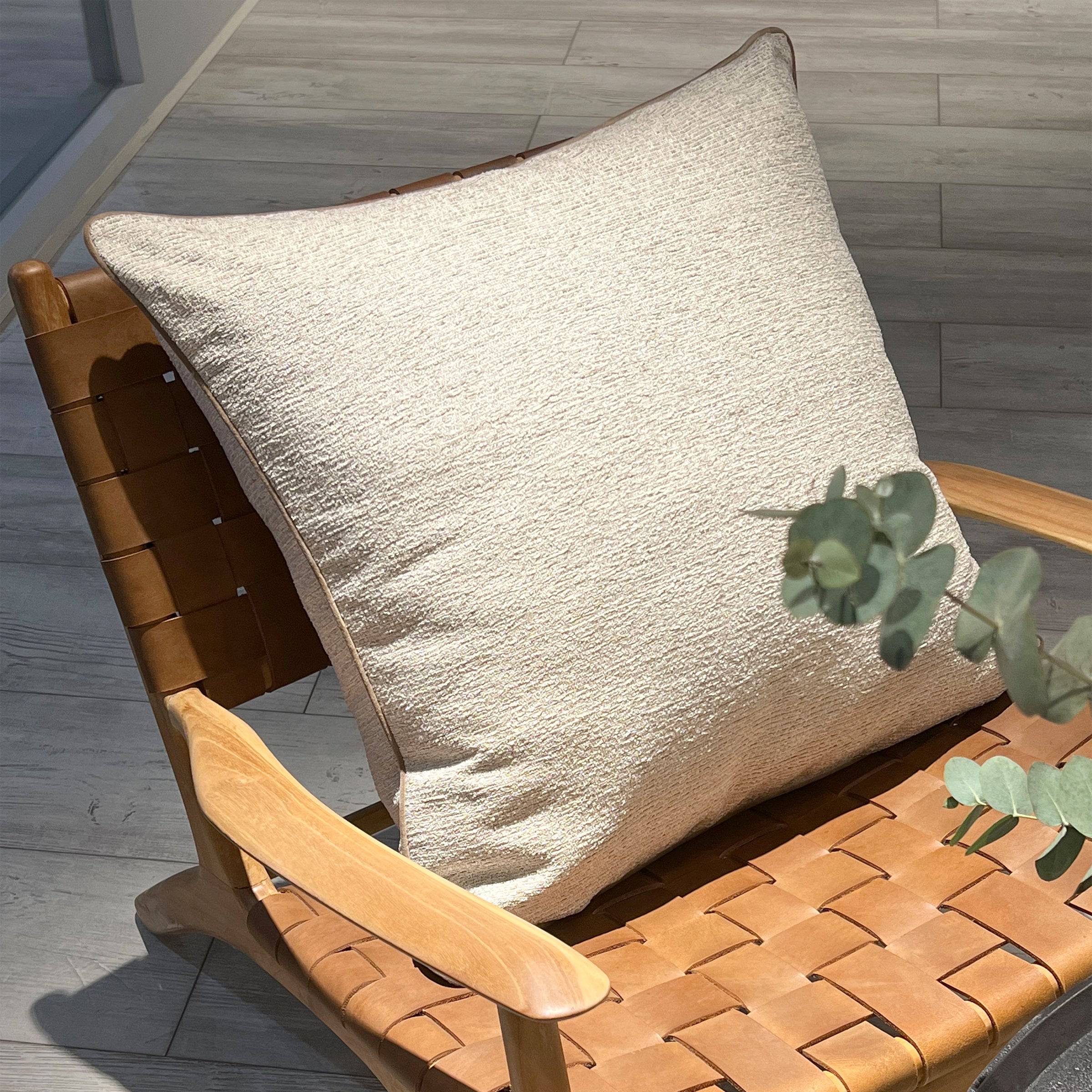 60X60 Cm Manya Jacquard Cushion Ecc040 -  Cushions | وسادة مانيا جاكار مقاس 60 × 60 سم - ebarza Furniture UAE | Shop Modern Furniture in Abu Dhabi & Dubai - مفروشات ايبازرا في الامارات | تسوق اثاث عصري وديكورات مميزة في دبي وابوظبي