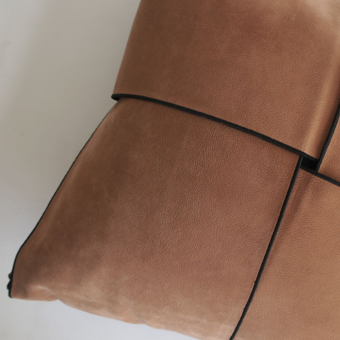 ECC167 - وسادة مرقعة من إيبارزا ماكا مقاس 60 × 60 سم