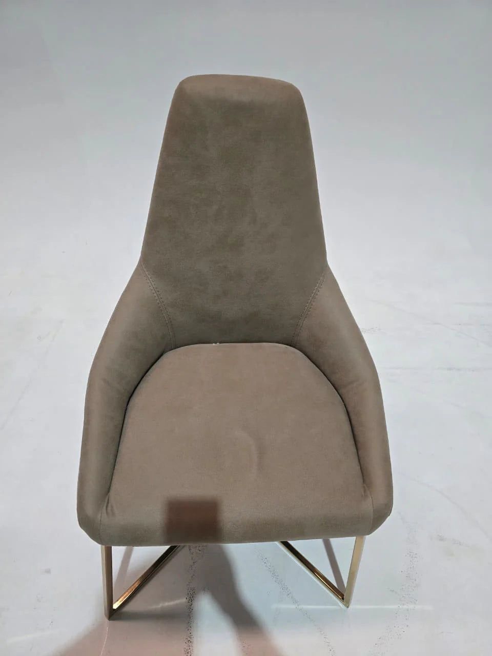 AS IS - Aura dining Chair Aura-Chair -  DISPLAY ITEM - ebarza Furniture UAE | Shop Modern Furniture in Abu Dhabi & Dubai - مفروشات ايبازرا في الامارات | تسوق اثاث عصري وديكورات مميزة في دبي وابوظبي