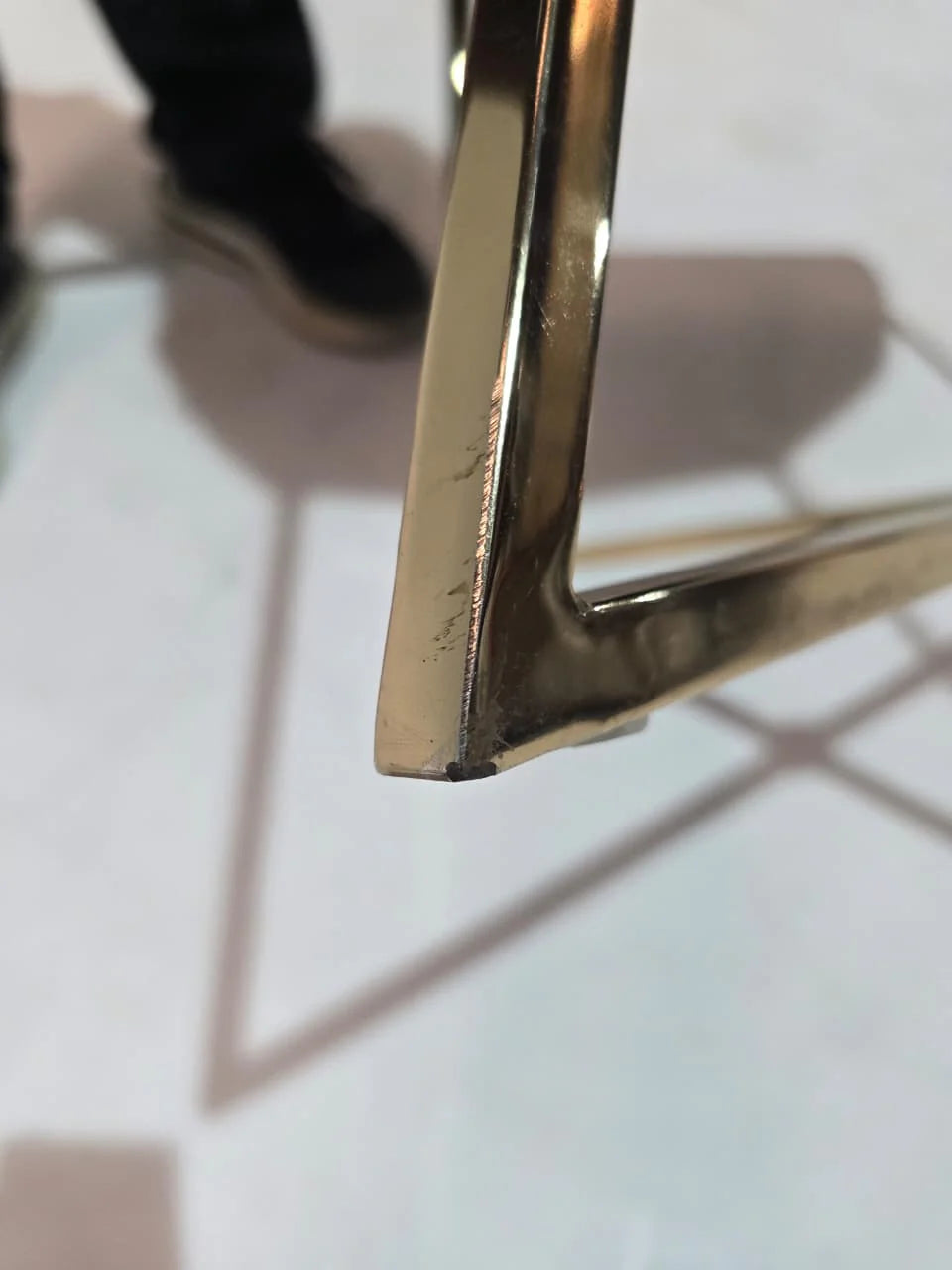 AS IS - Aura dining Chair Aura-Chair -  DISPLAY ITEM - ebarza Furniture UAE | Shop Modern Furniture in Abu Dhabi & Dubai - مفروشات ايبازرا في الامارات | تسوق اثاث عصري وديكورات مميزة في دبي وابوظبي