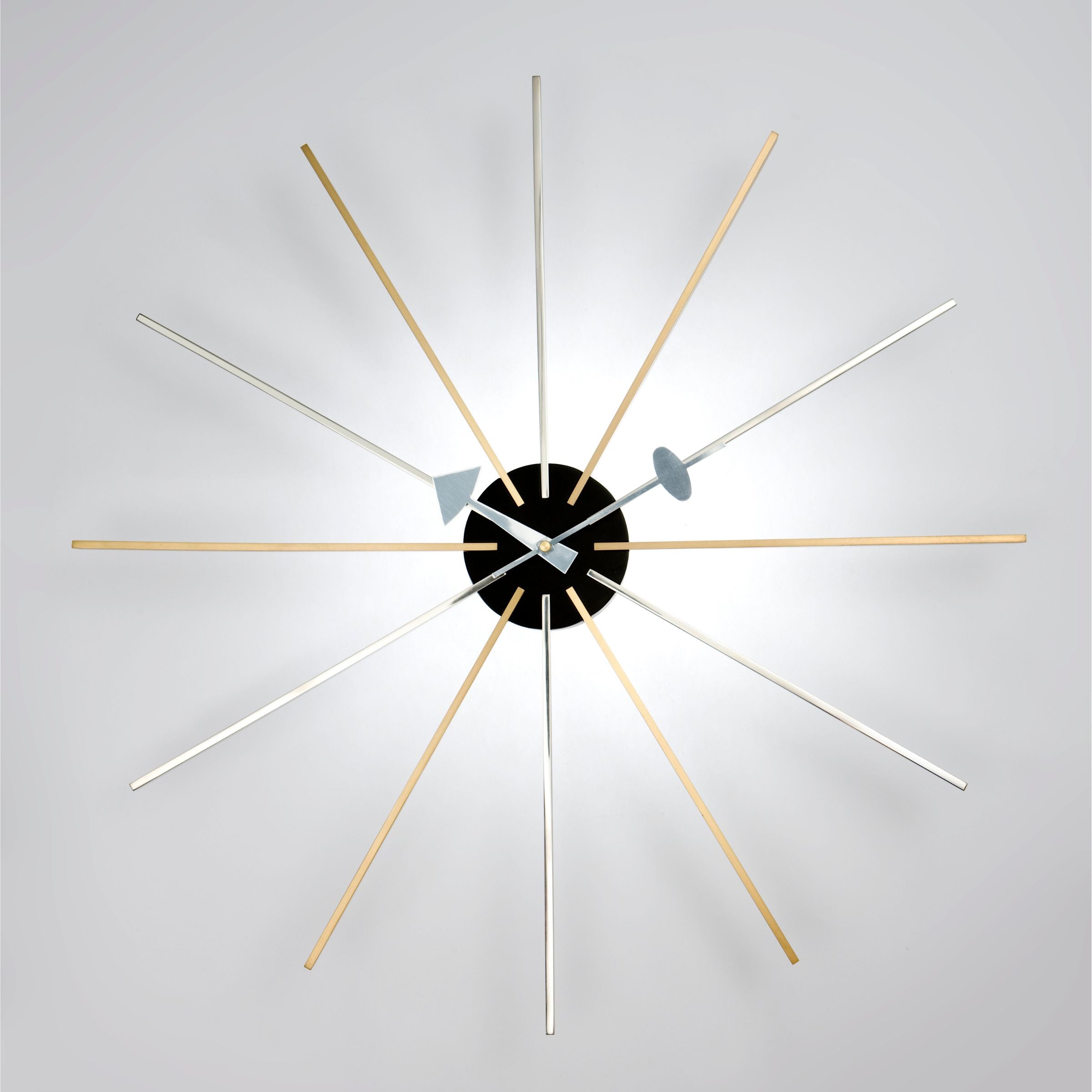 Star Wall Clock CW03 -  Clocks | ساعة حائط على شكل نجمة - ebarza Furniture UAE | Shop Modern Furniture in Abu Dhabi & Dubai - مفروشات ايبازرا في الامارات | تسوق اثاث عصري وديكورات مميزة في دبي وابوظبي
