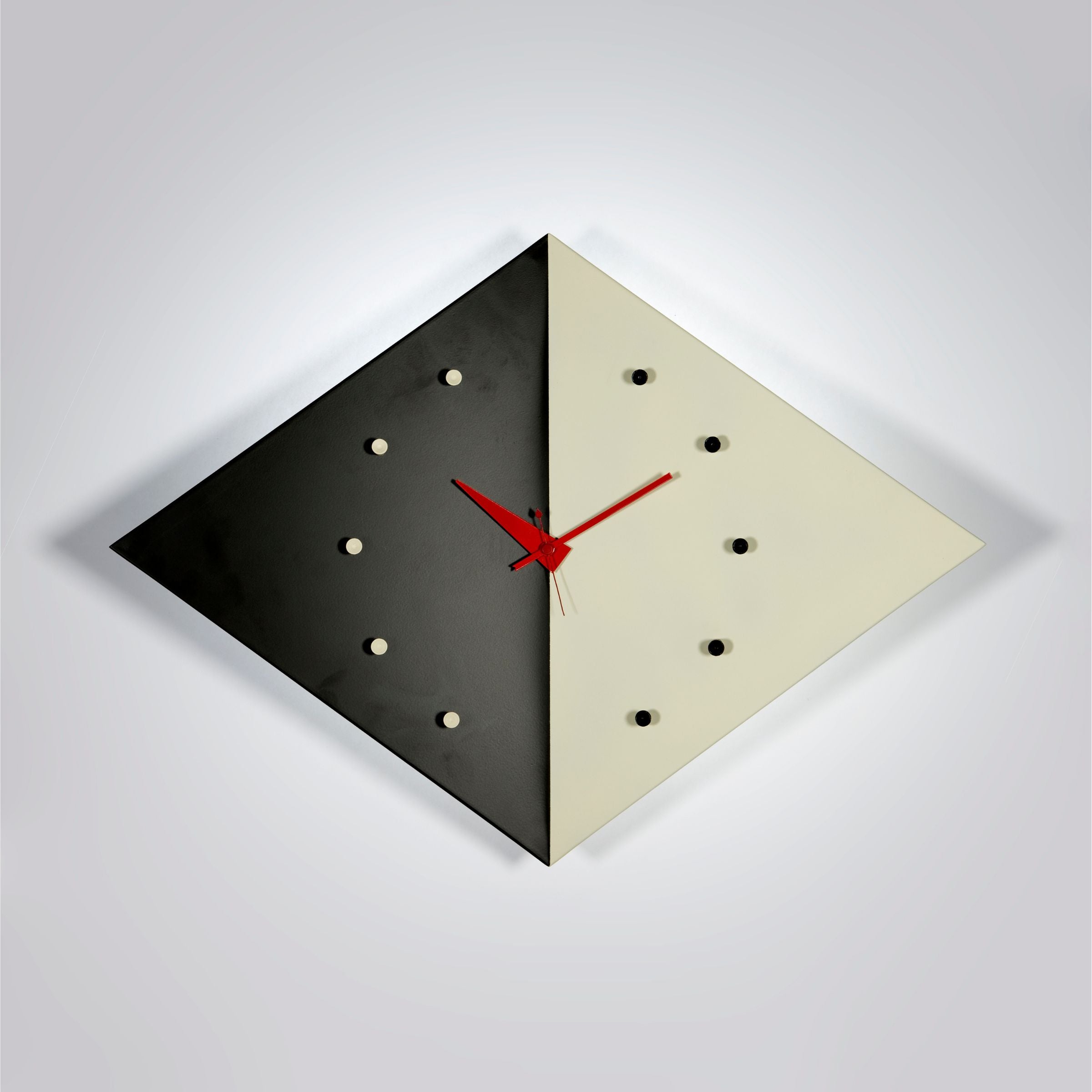 Kite Wall Clock  CW04 -  Clocks | ساعة حائط طائرة ورقية - ebarza Furniture UAE | Shop Modern Furniture in Abu Dhabi & Dubai - مفروشات ايبازرا في الامارات | تسوق اثاث عصري وديكورات مميزة في دبي وابوظبي