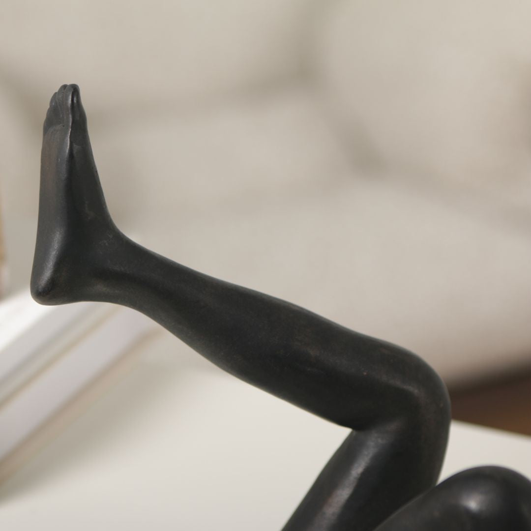 Pre-order 15 Days Delivery Curved Legs Sculpture KA5107A -  Home Decor Figurines - ebarza Furniture UAE | Shop Modern Furniture in Abu Dhabi & Dubai - مفروشات ايبازرا في الامارات | تسوق اثاث عصري وديكورات مميزة في دبي وابوظبي