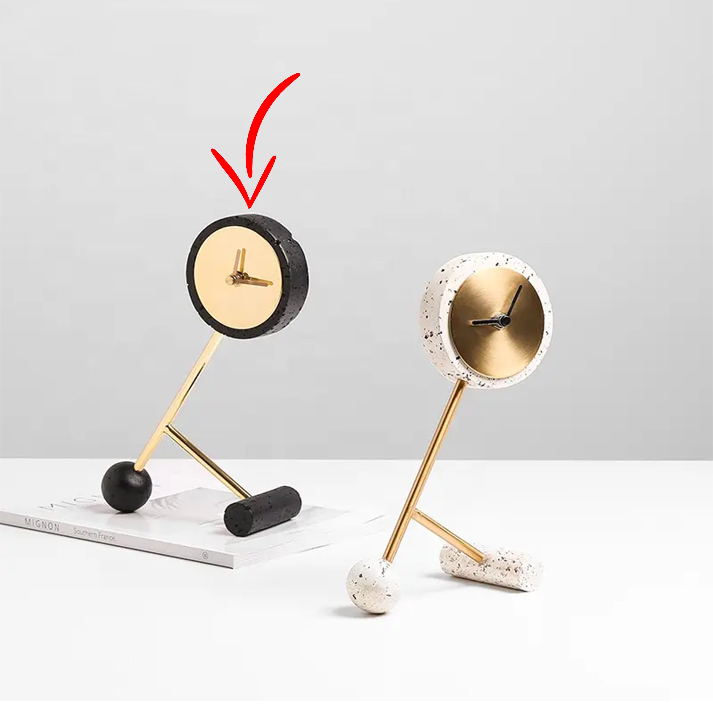 Black Resin Clock With Gold Face FB-W22015B -  Clocks | ساعة من الراتينج الأسود مع وجه ذهبي - ebarza Furniture UAE | Shop Modern Furniture in Abu Dhabi & Dubai - مفروشات ايبازرا في الامارات | تسوق اثاث عصري وديكورات مميزة في دبي وابوظبي