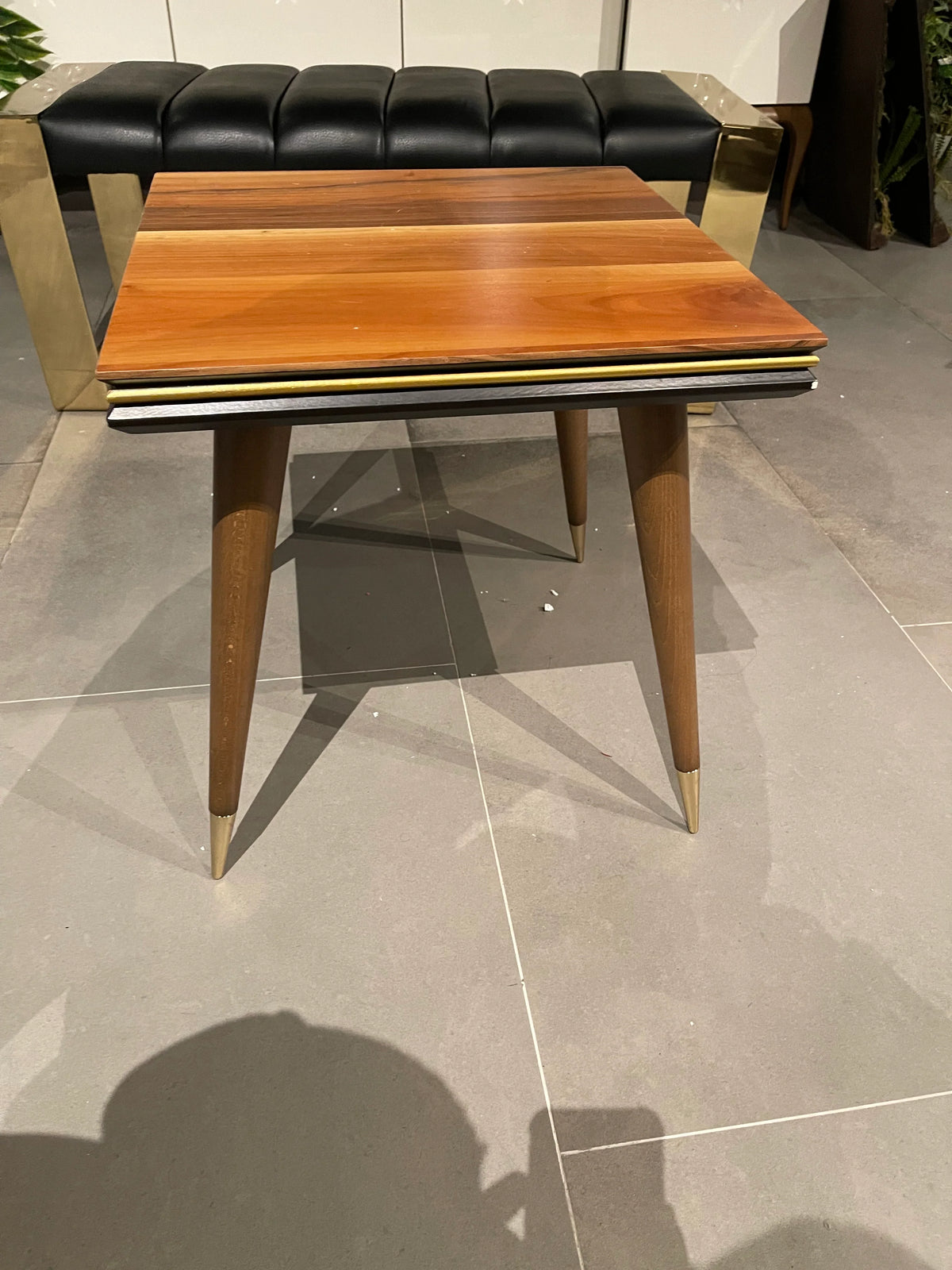 Display Item - Alvin Side Table Alvin-002 - Yas