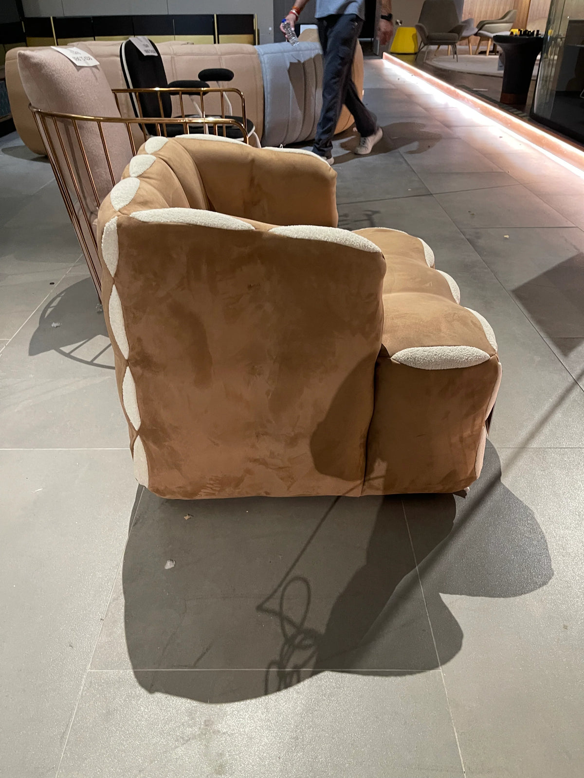 Display Item - Aurora Steel Frame Armchair LC068 - Yas