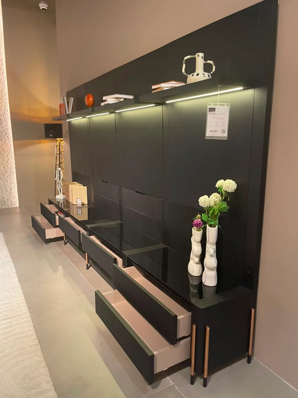 Display Item - Dali Wall Unit  Dali-Tv-YAS