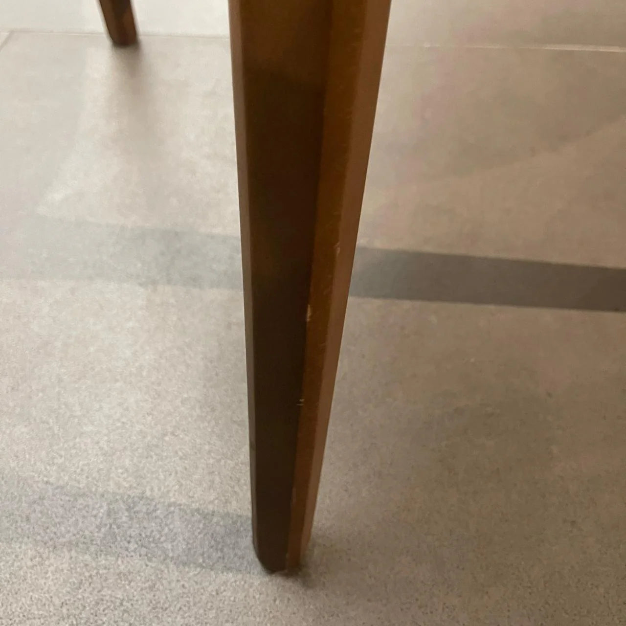 Yol Living Genova dining chair with armrests, modern design, display item with sleek wooden frame and upholstered seat.