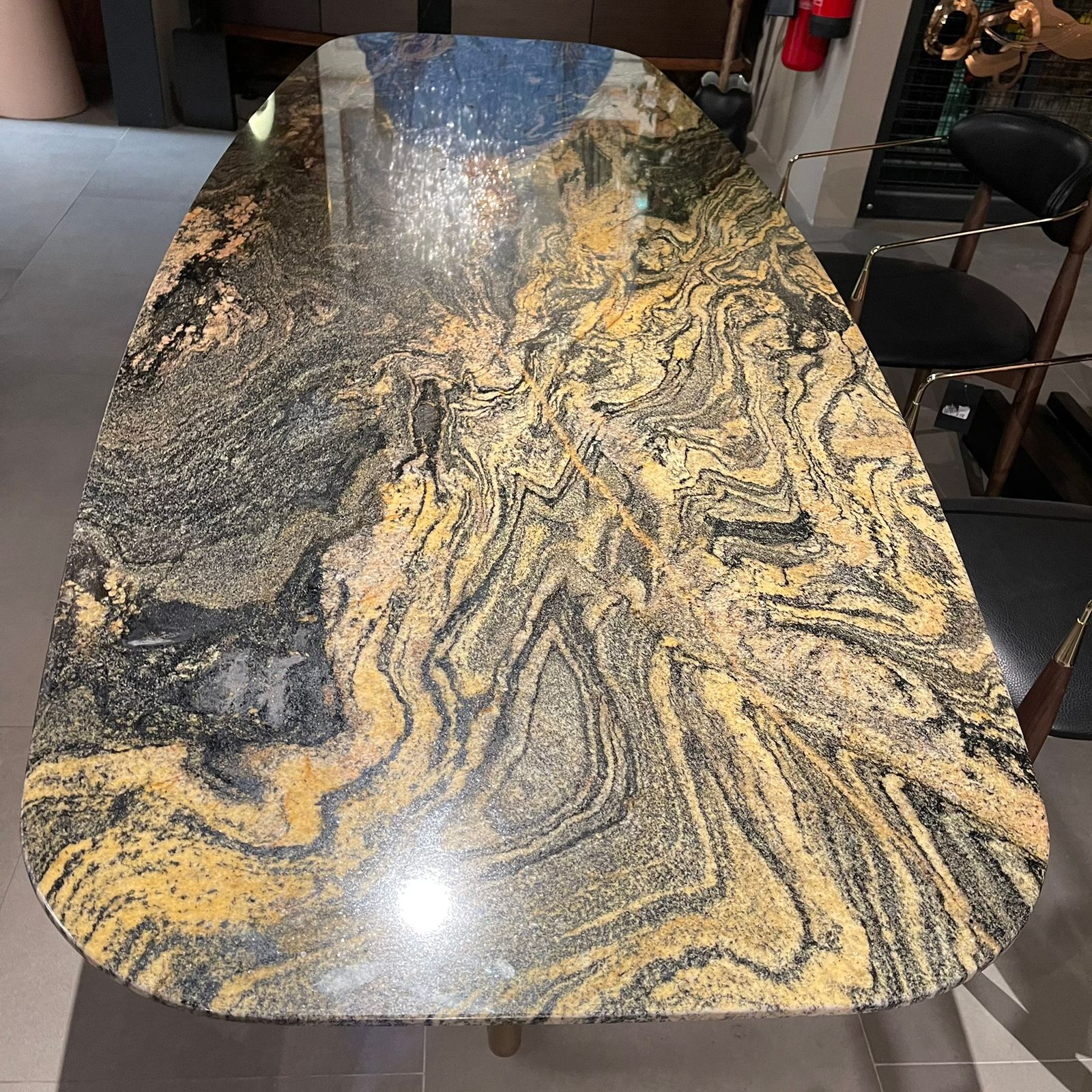 Display Item - Giallo Dining Table Gialodt-260 -YAS -  DISPLAY ITEM - ebarza Furniture UAE | Shop Modern Furniture in Abu Dhabi & Dubai - مفروشات ايبازرا في الامارات | تسوق اثاث عصري وديكورات مميزة في دبي وابوظبي