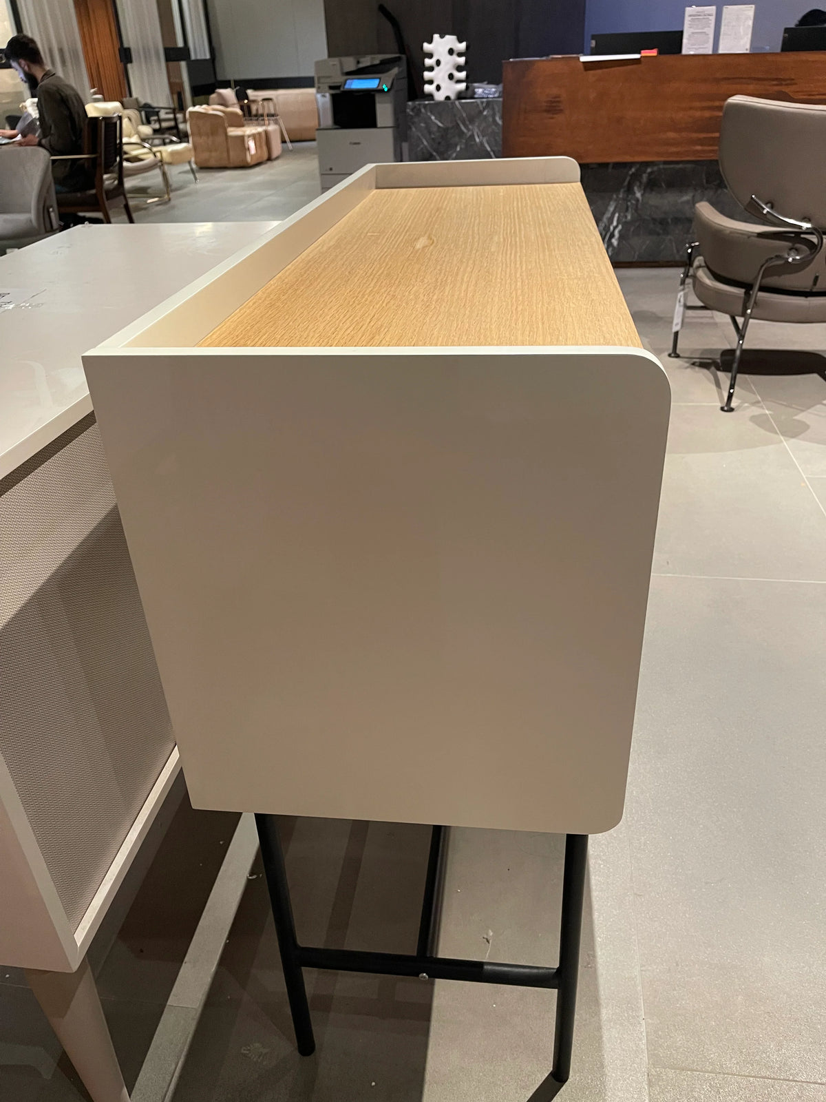 Display Item - Jean Side Board / Console  Ll-108-N - Yas