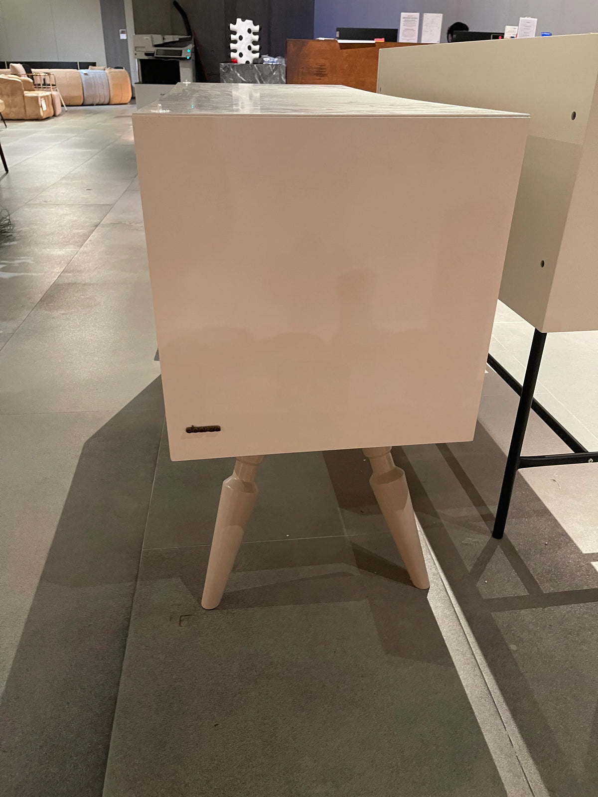 Display Item - Leon Dresser & Mirror Mia180-Dresser - Yas