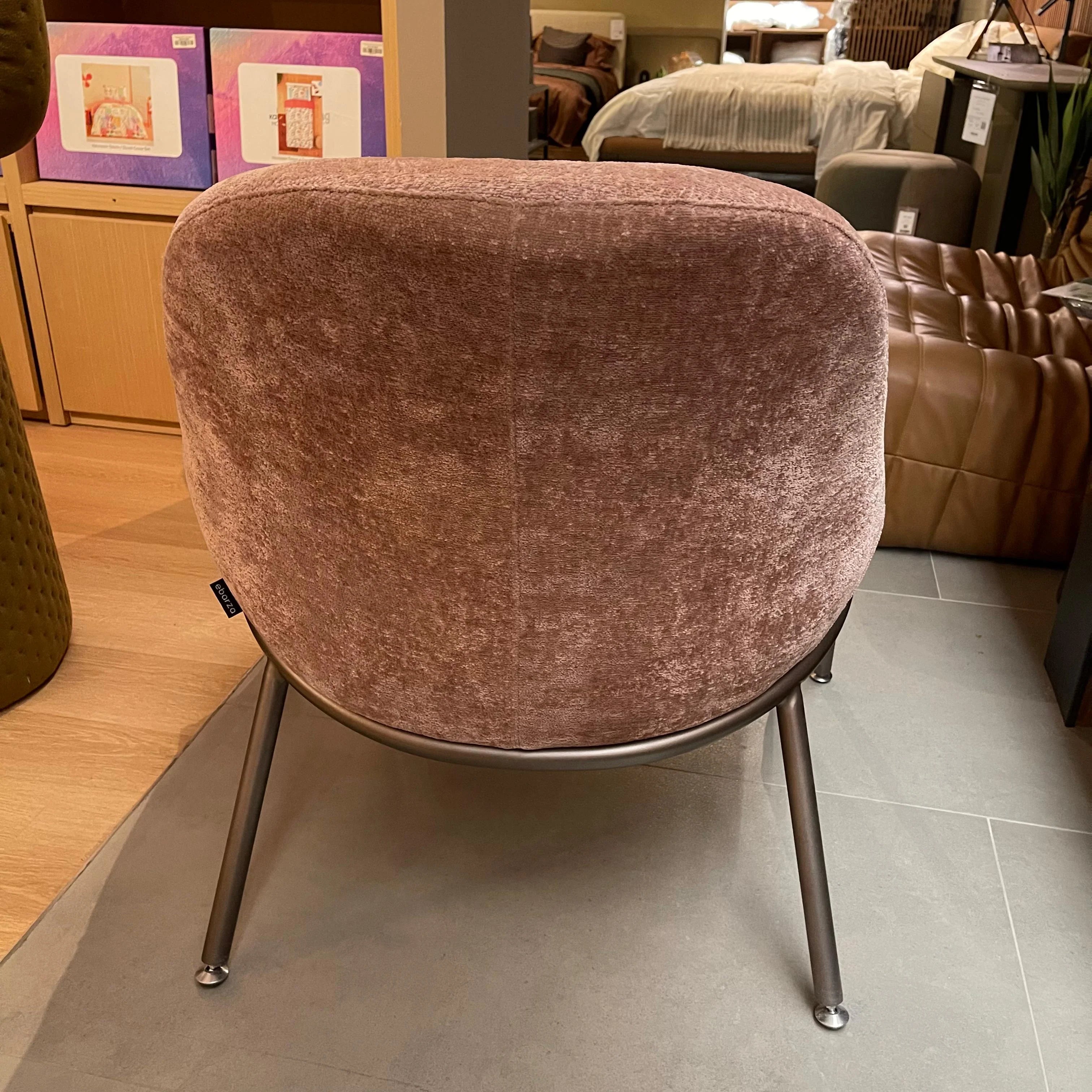 Display Item - Oslo Lounge Chair Lc037 -YAS -  DISPLAY ITEM - ebarza Furniture UAE | Shop Modern Furniture in Abu Dhabi & Dubai - مفروشات ايبازرا في الامارات | تسوق اثاث عصري وديكورات مميزة في دبي وابوظبي