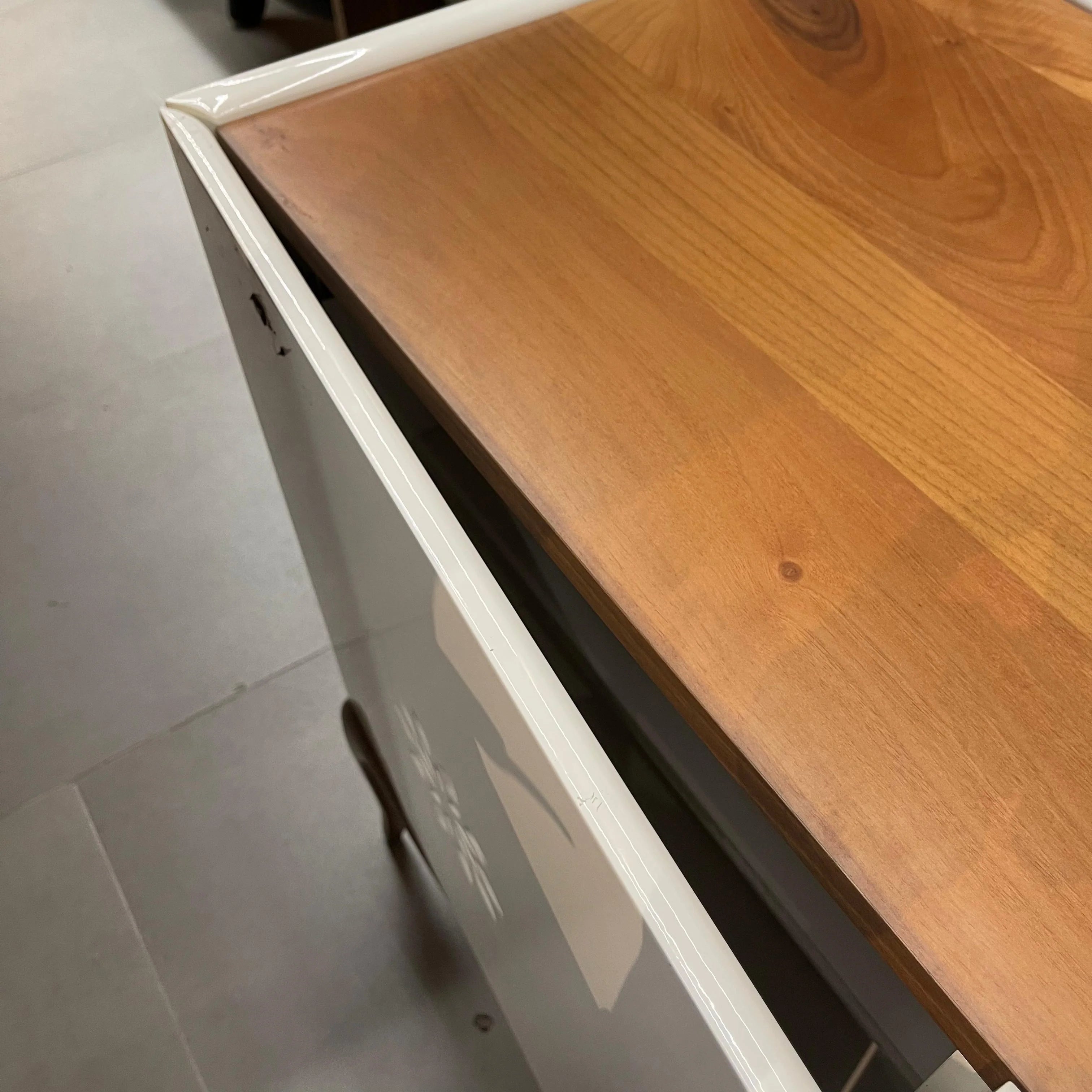 Display Item - Palmira Sideboard Palm-001 - YAS -  DISPLAY ITEM - ebarza Furniture UAE | Shop Modern Furniture in Abu Dhabi & Dubai - مفروشات ايبازرا في الامارات | تسوق اثاث عصري وديكورات مميزة في دبي وابوظبي