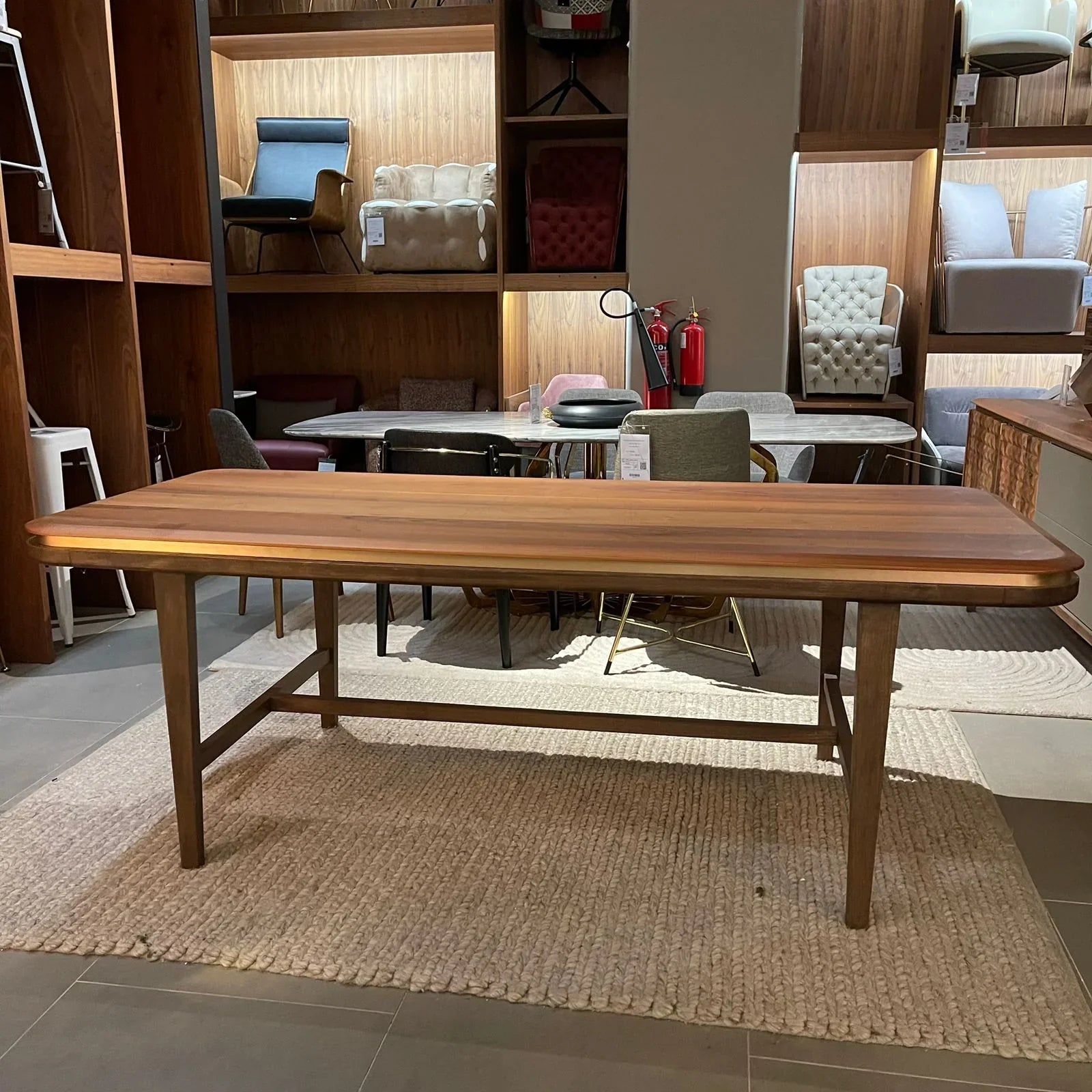 Display Item - Zen Dining Table Zentable001 -YAS -  DISPLAY ITEM - ebarza Furniture UAE | Shop Modern Furniture in Abu Dhabi & Dubai - مفروشات ايبازرا في الامارات | تسوق اثاث عصري وديكورات مميزة في دبي وابوظبي