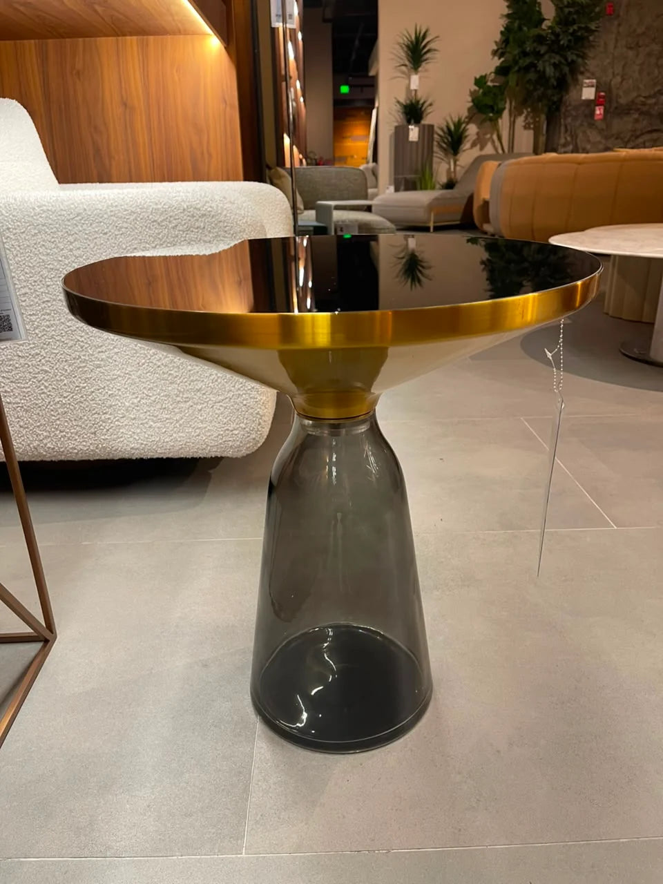 قطعة من المعرض - طاولة جانبية لاتينا TG-27-GY-CT8485-50-GY - YAS