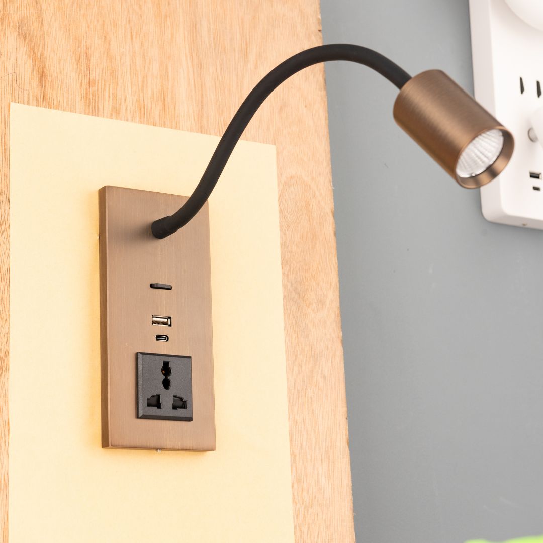 Flexo Hotel Style Headboard/ Wall Reading Lamp Flexo-Ez-WL-28AB -  Wall Lamps - ebarza Furniture UAE | Shop Modern Furniture in Abu Dhabi & Dubai - مفروشات ايبازرا في الامارات | تسوق اثاث عصري وديكورات مميزة في دبي وابوظبي